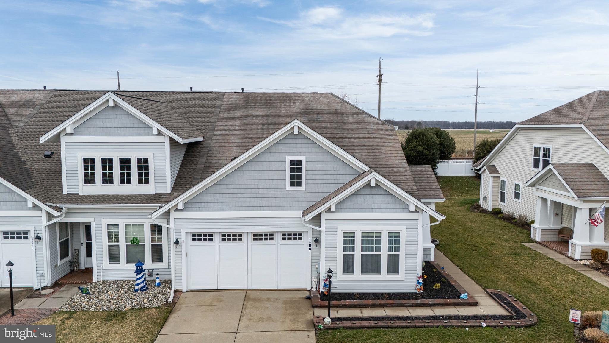 109 WHISTLING DUCK DRIVE