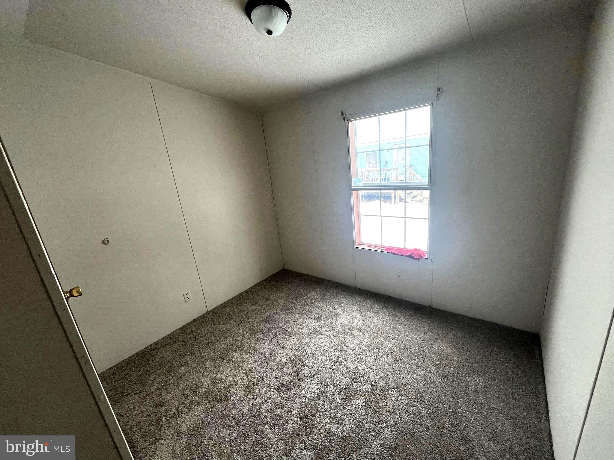 ROYAL CREST ESTATES - Residential