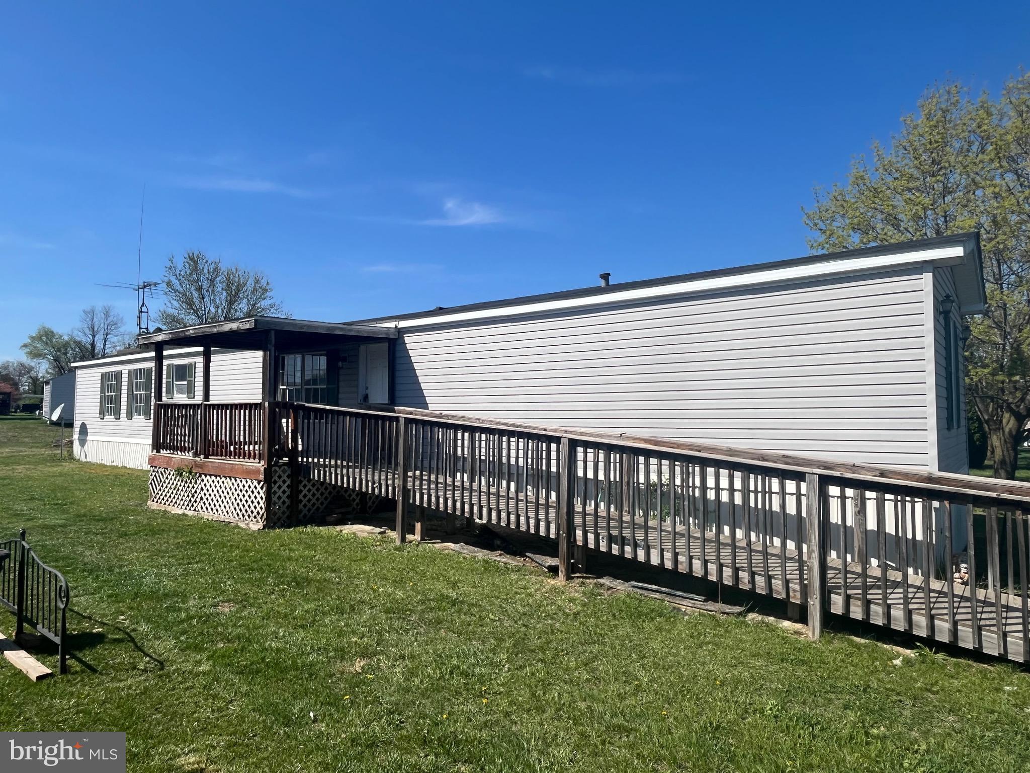 ROYAL CREST ESTATES - Residential