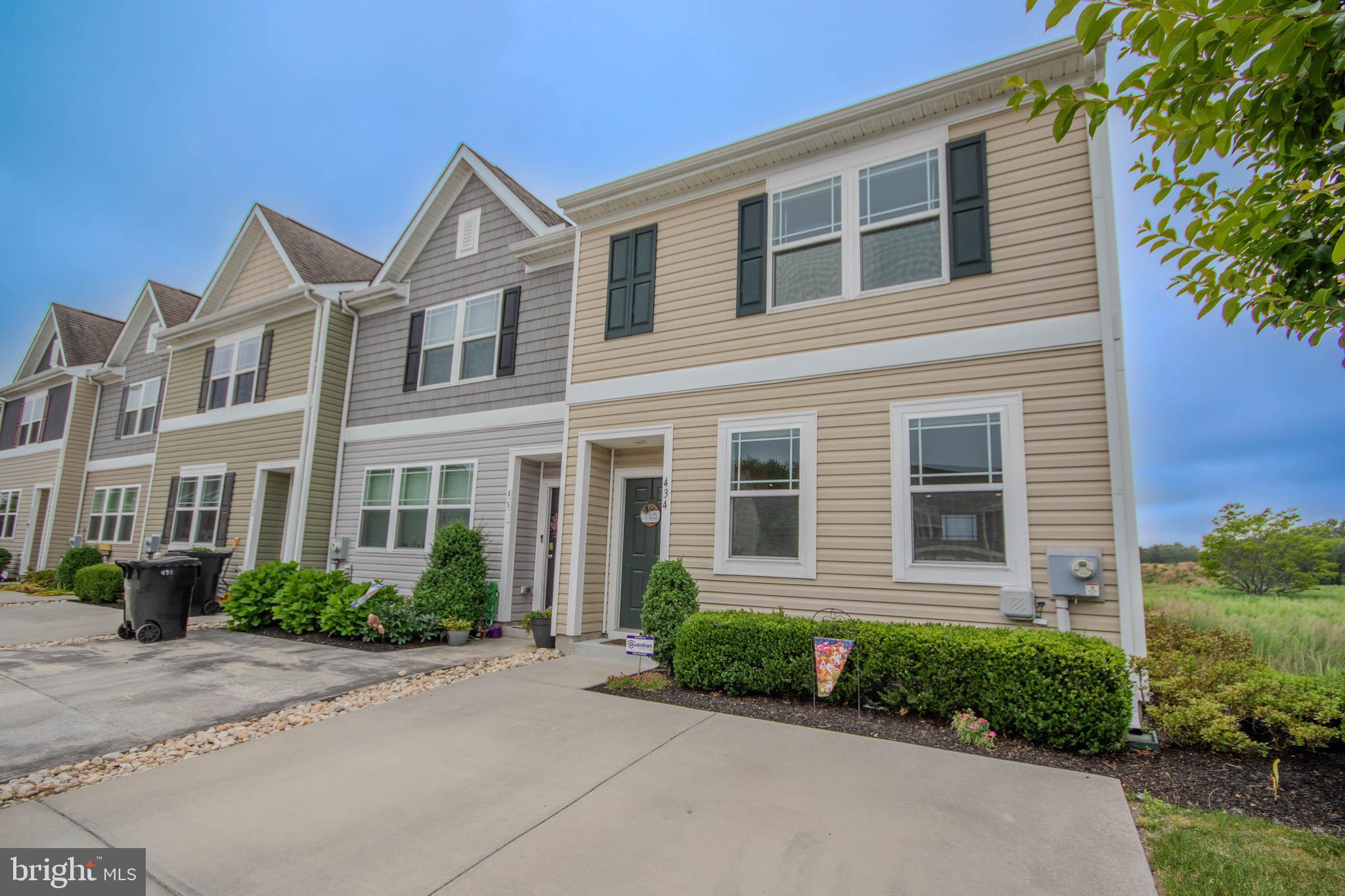434 CREEKBED CIRCLE