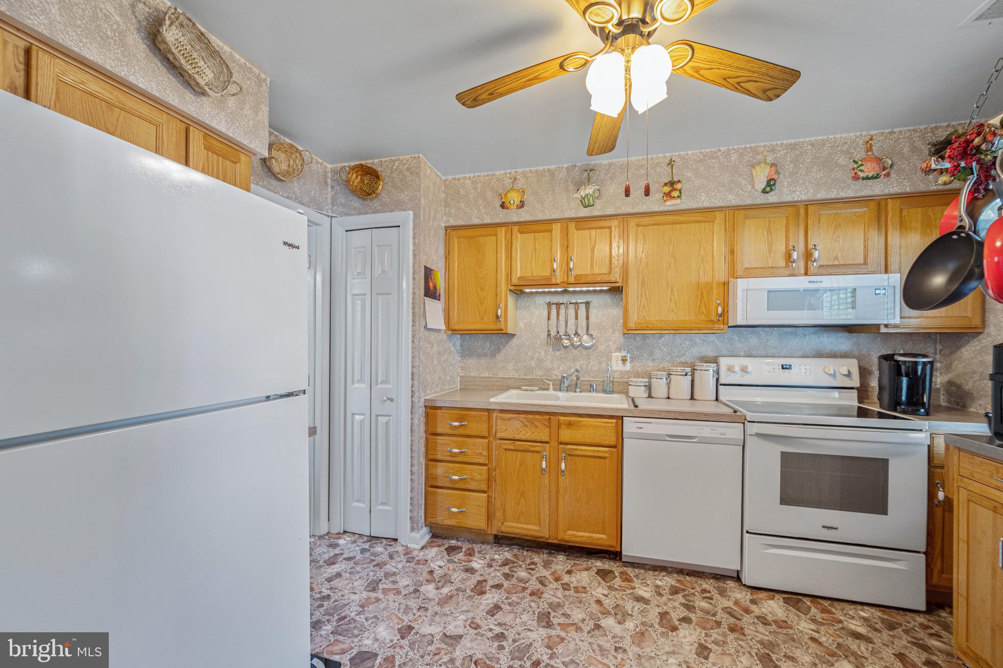 WINDBROOK - Residential