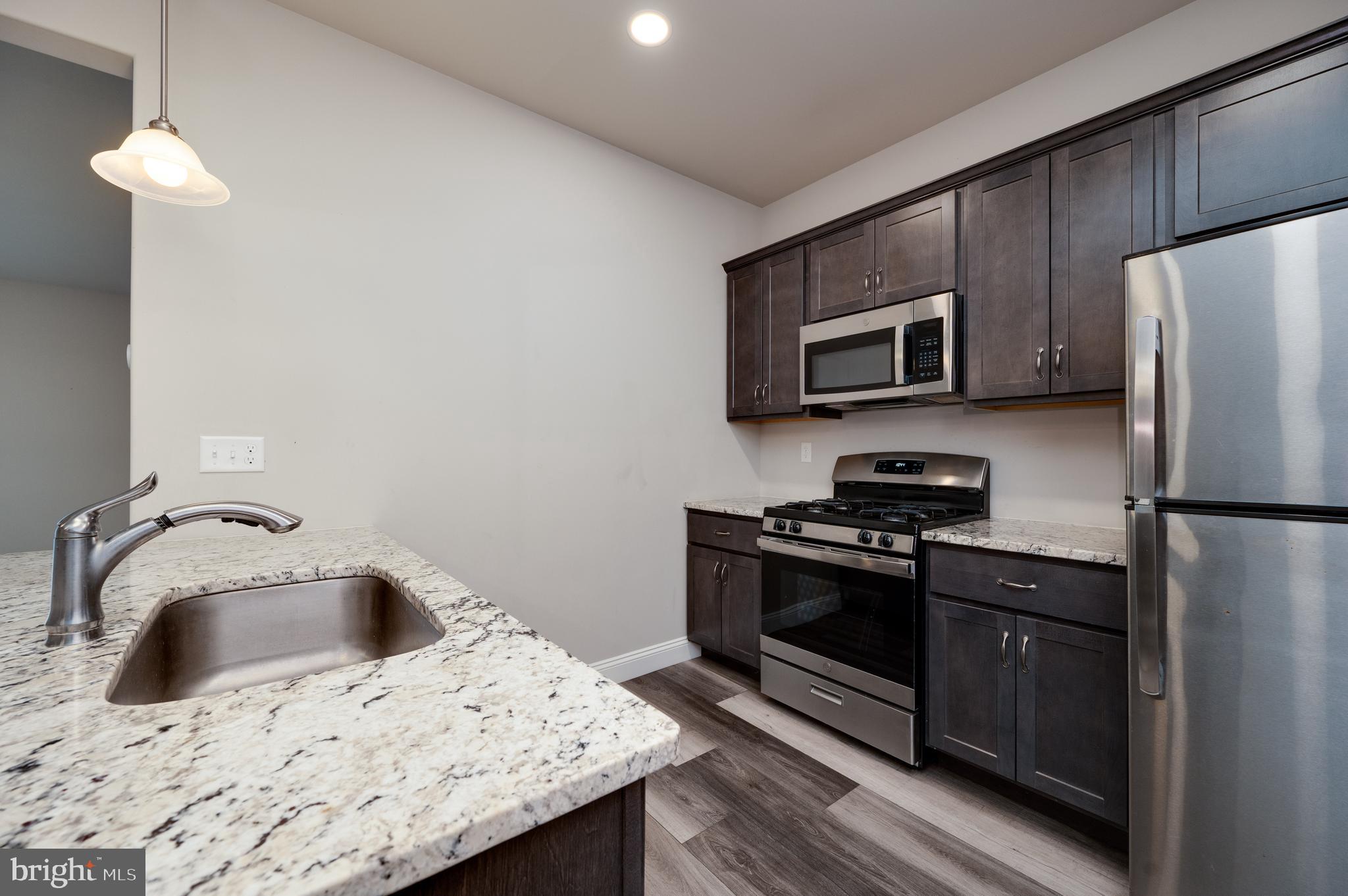 GLEN RIDGE - Residential Lease