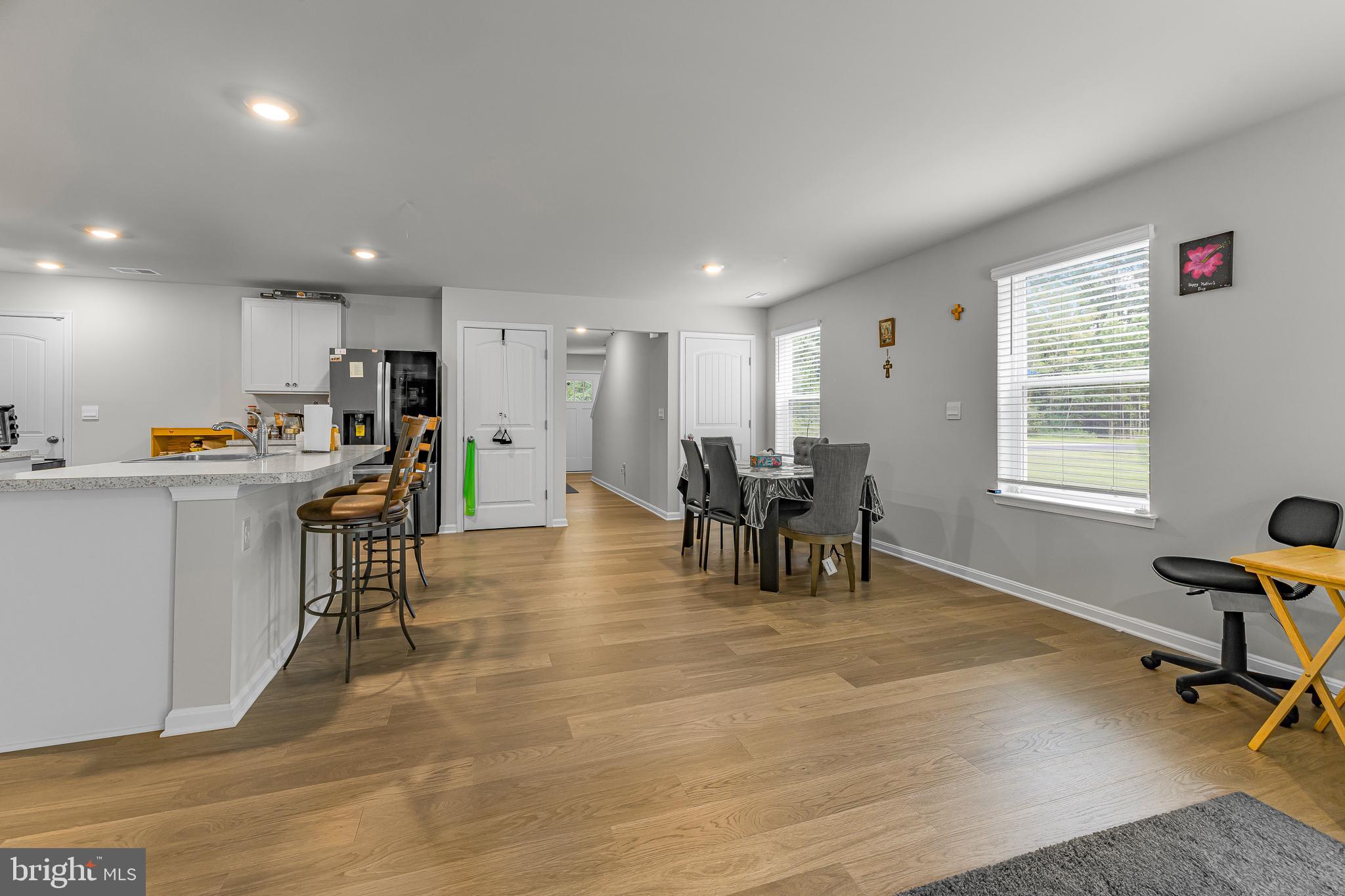 459 CURRANT CIRCLE