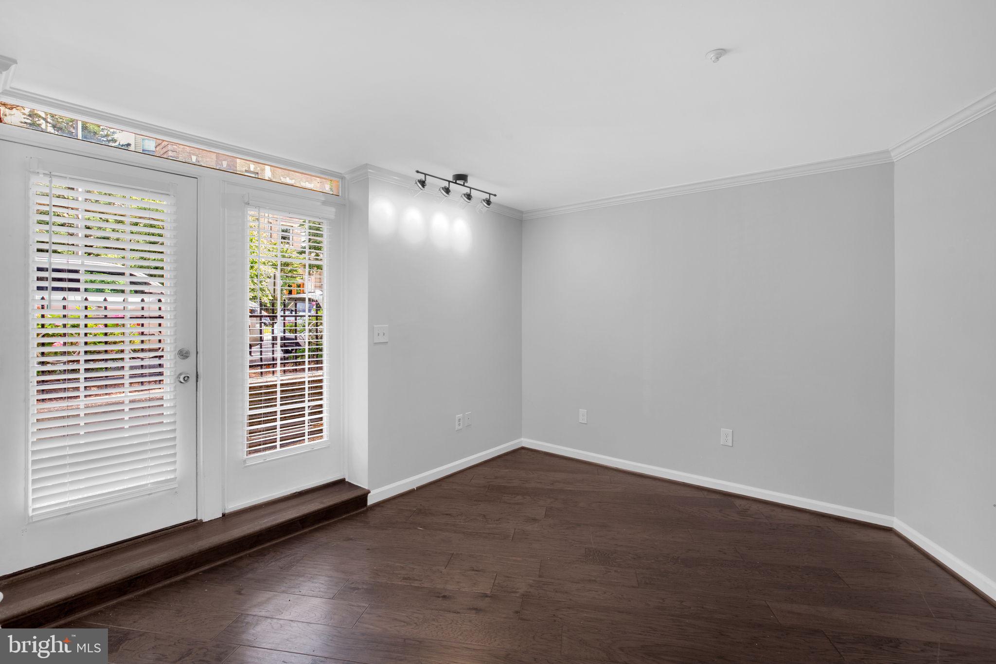 1801 CALVERT STREET NW G9