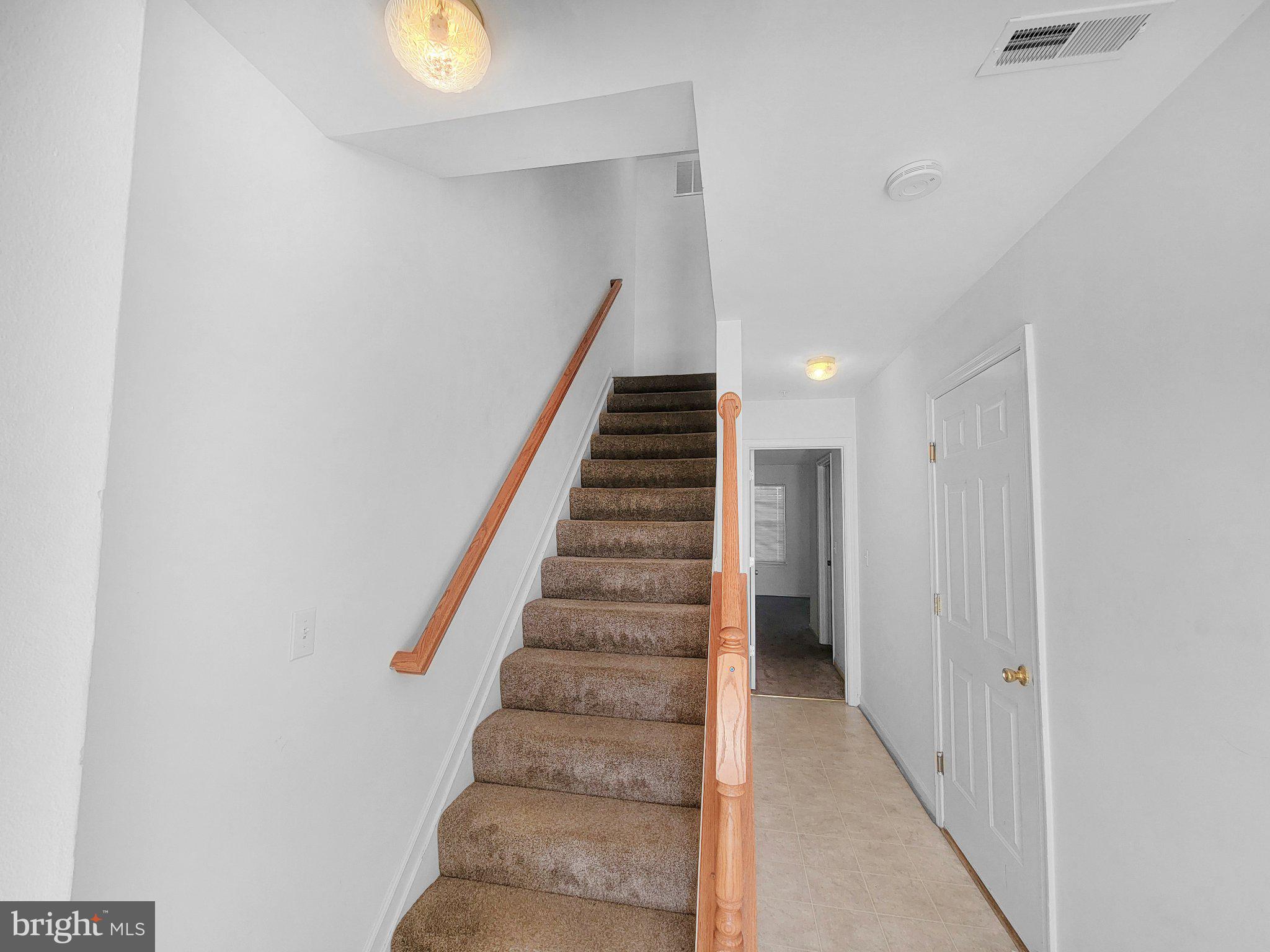 102 OYSTER CATCHER COURT