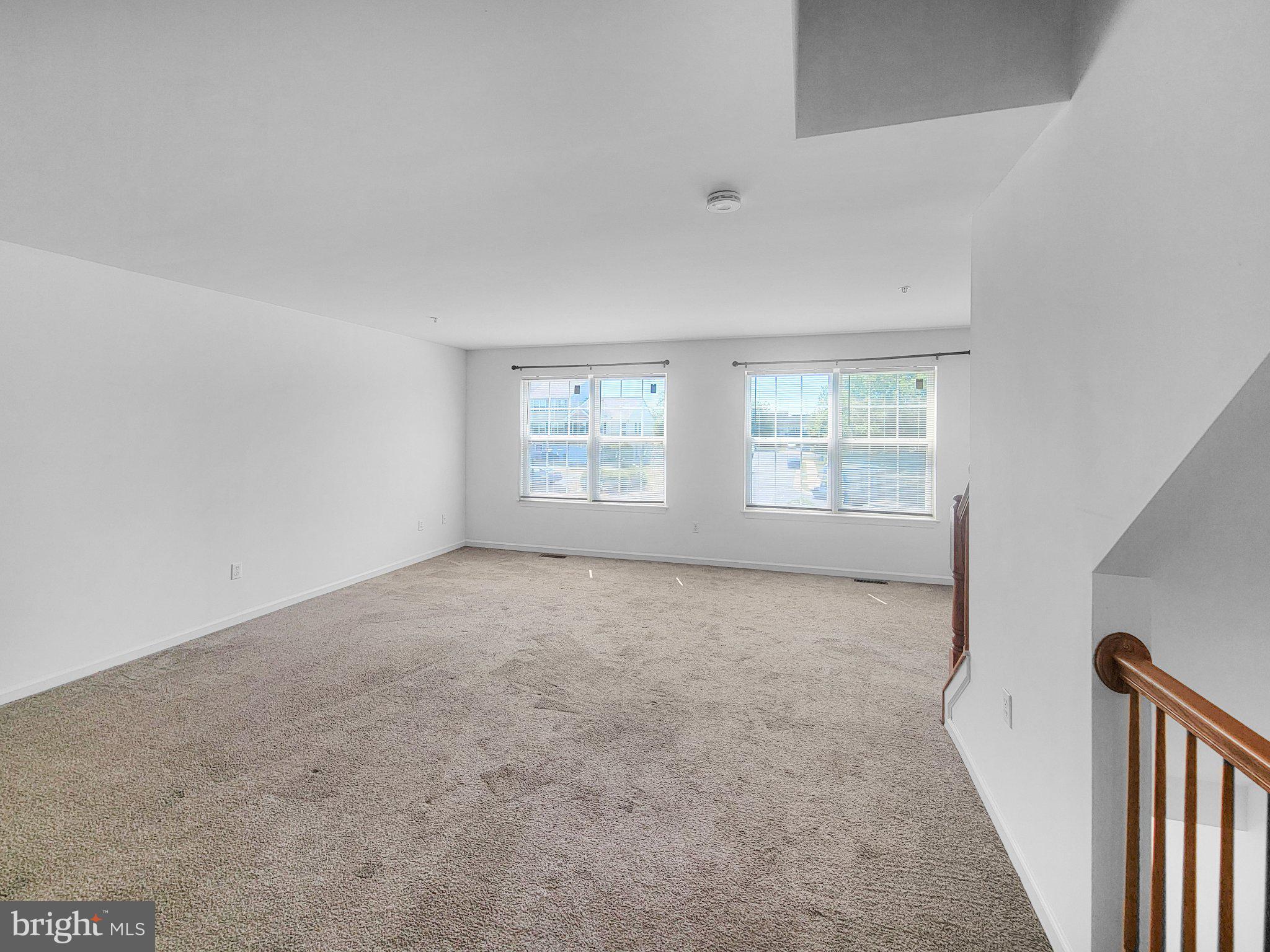 102 OYSTER CATCHER COURT