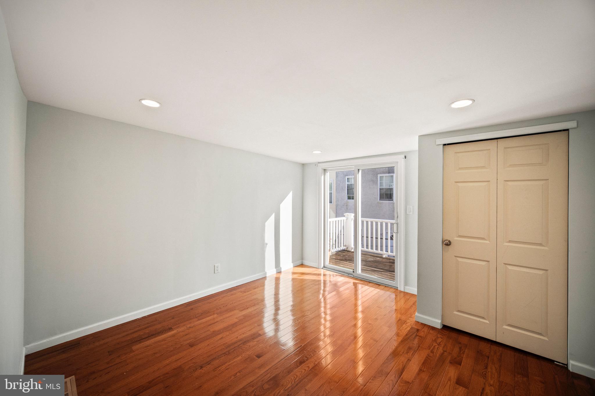 GRADUATE HOSPITAL - Residential