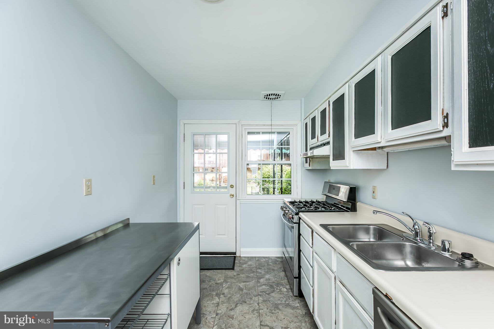 ACADEMY HEIGHTS - Residential