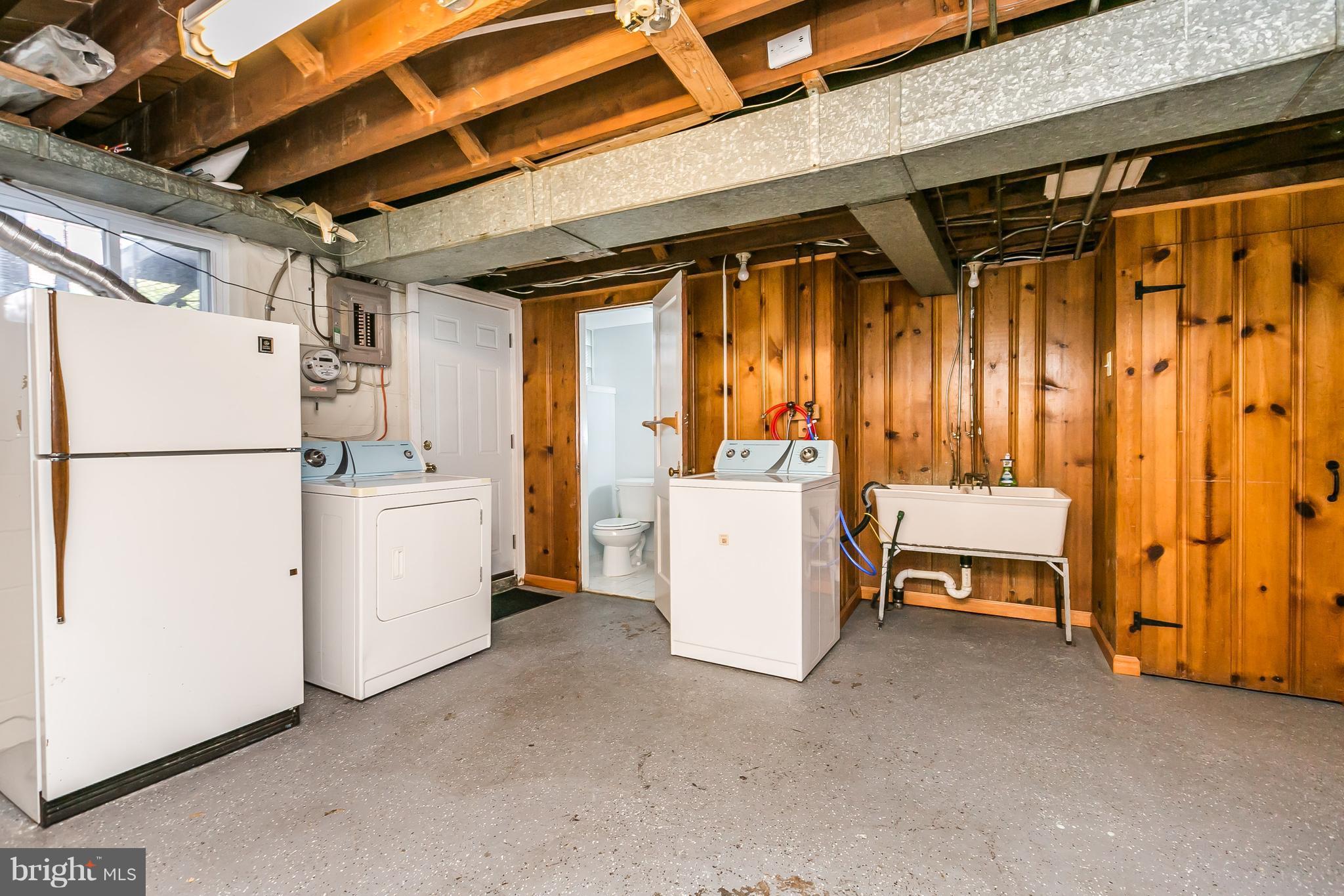 ACADEMY HEIGHTS - Residential