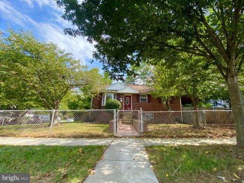 Homes For Sale - 8611 22nd Avenue<br/> HYATTSVILLE, MD 20783