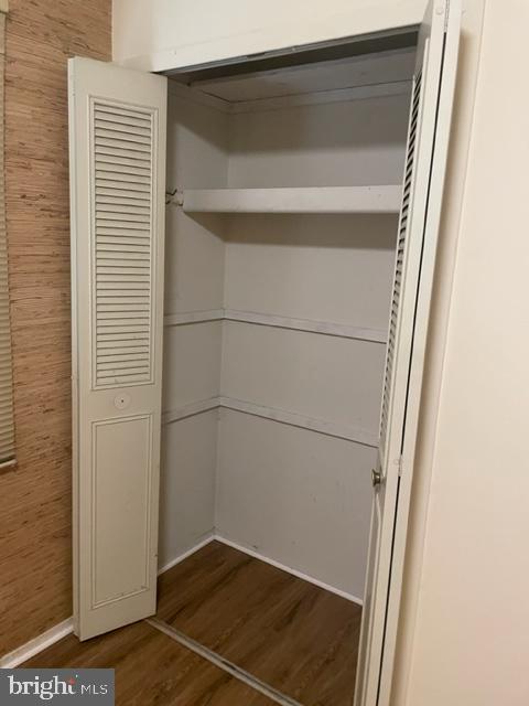 RUNNING BROOK - Residential