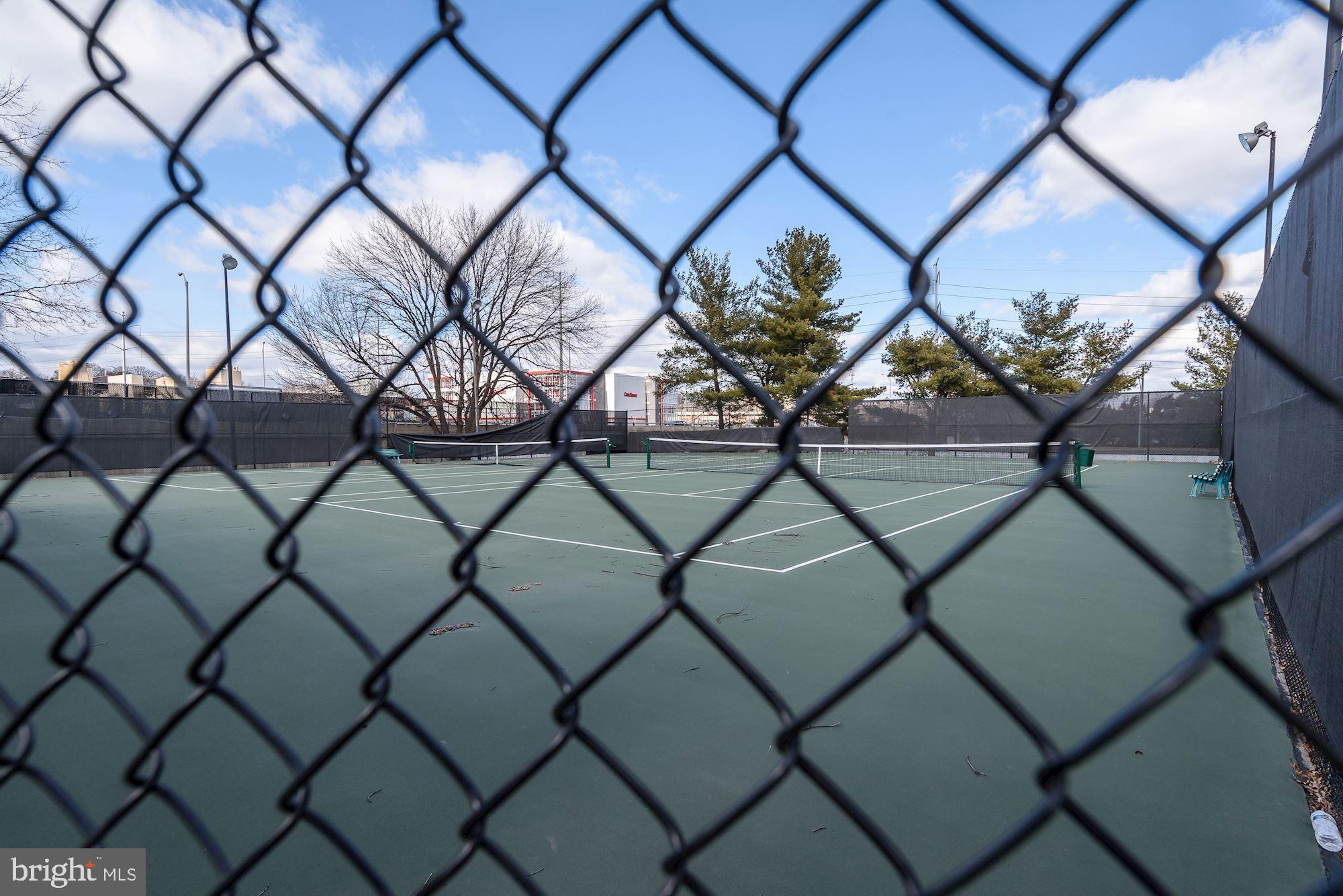 PARC EAST - Residential