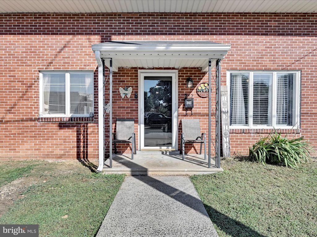 Photo of 343 Poplar Street, COLUMBIA, PA 17512 (MLS # PALA2075646)