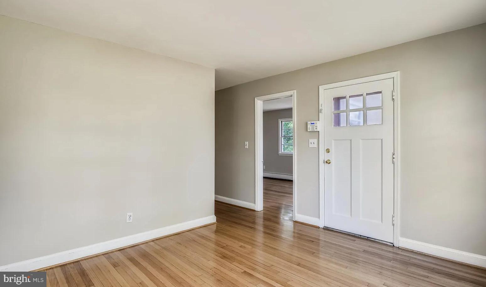 COLLEGE PARK - Residential Lease