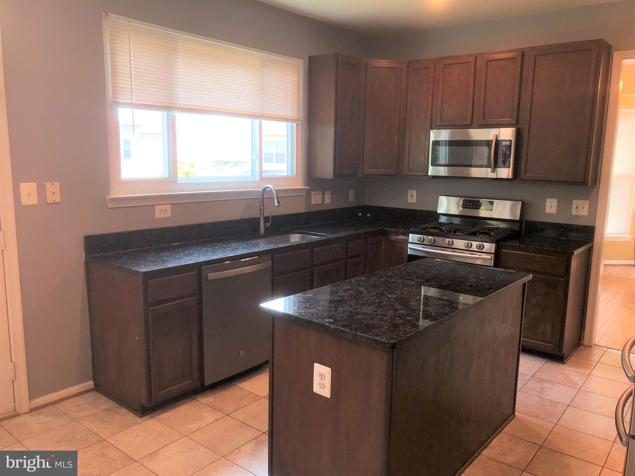 RICHLAND FOREST - Residential Lease