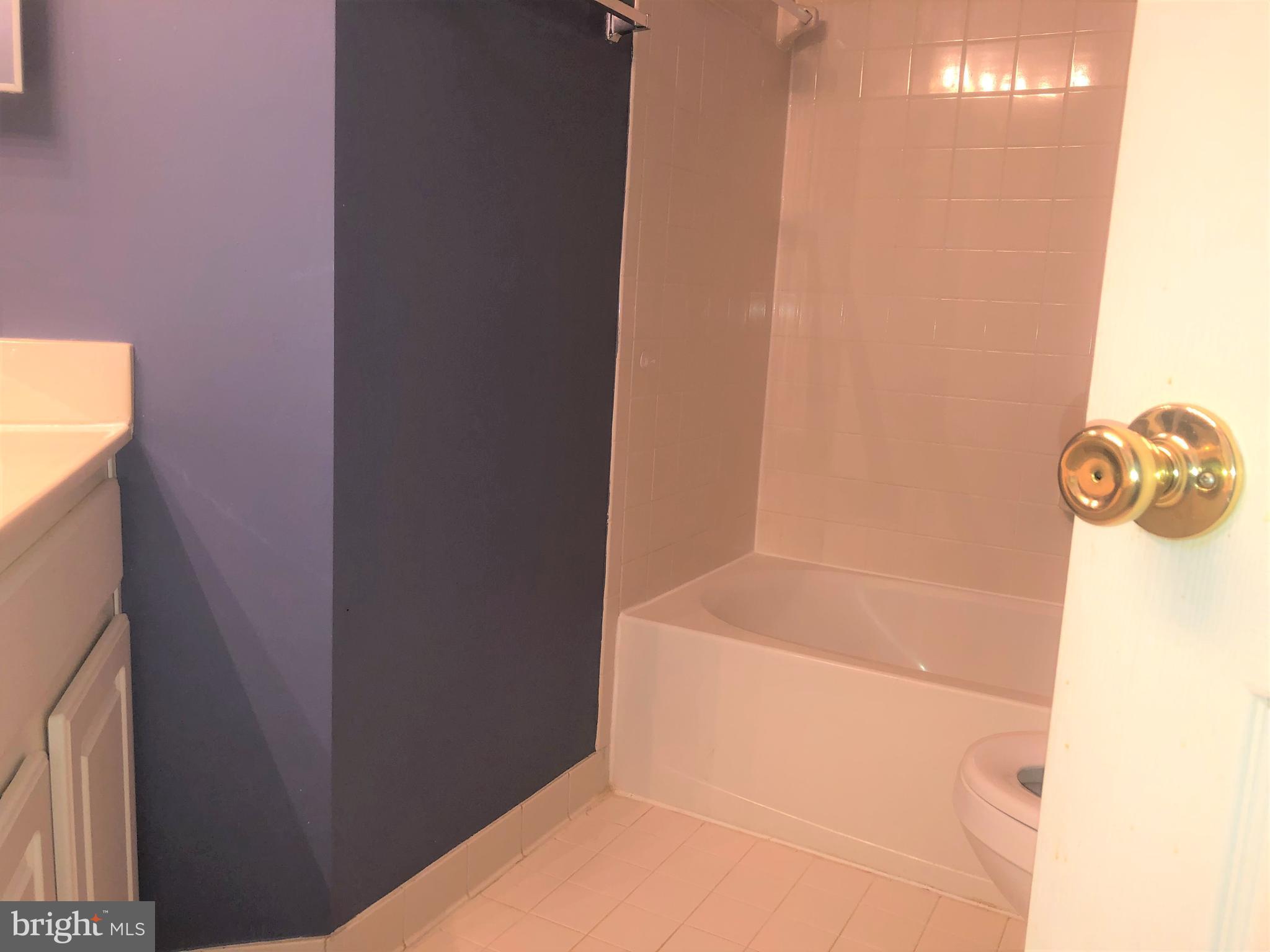 RICHLAND FOREST - Residential Lease