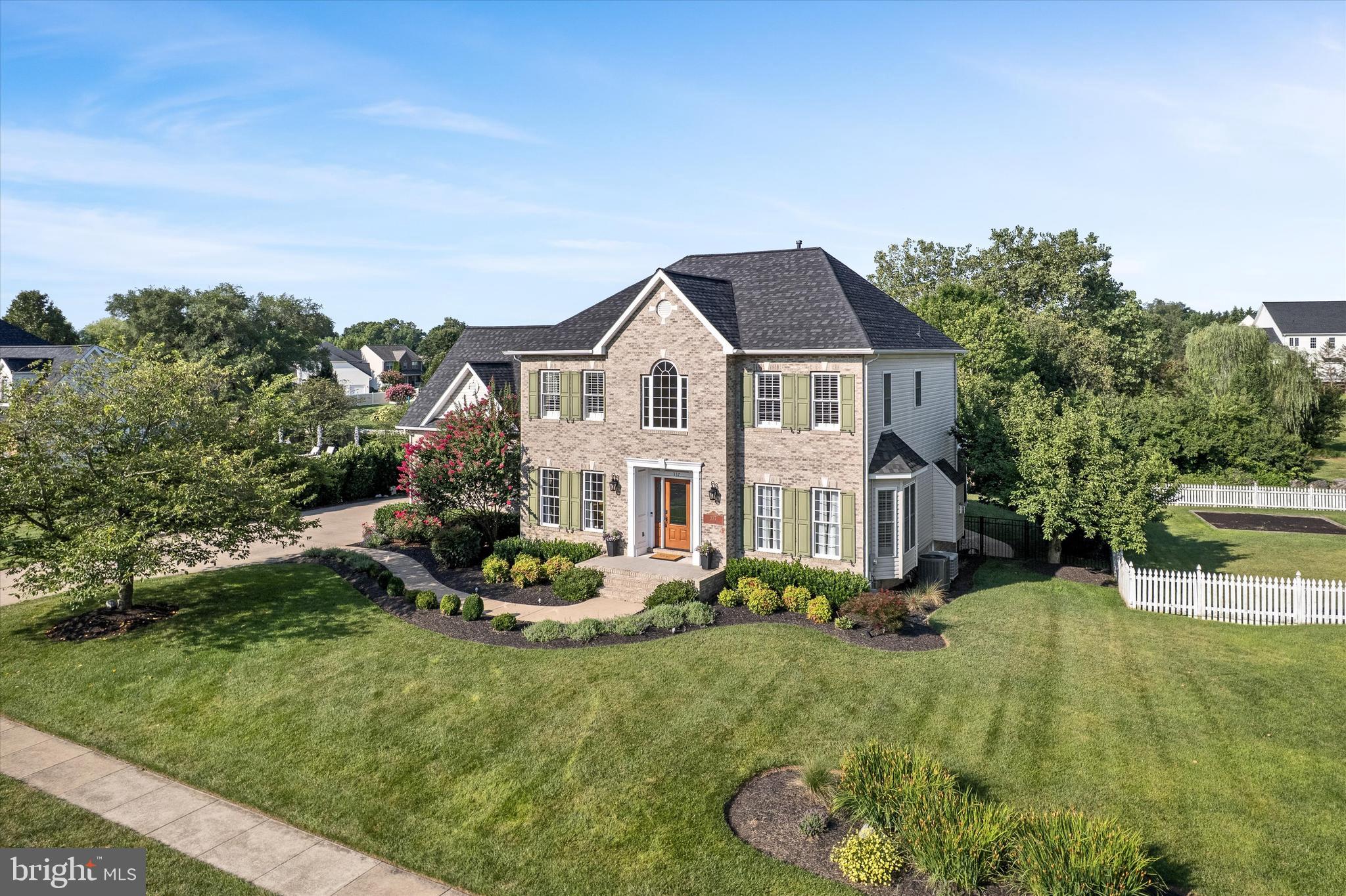 337 HERMITAGE BOULEVARD
