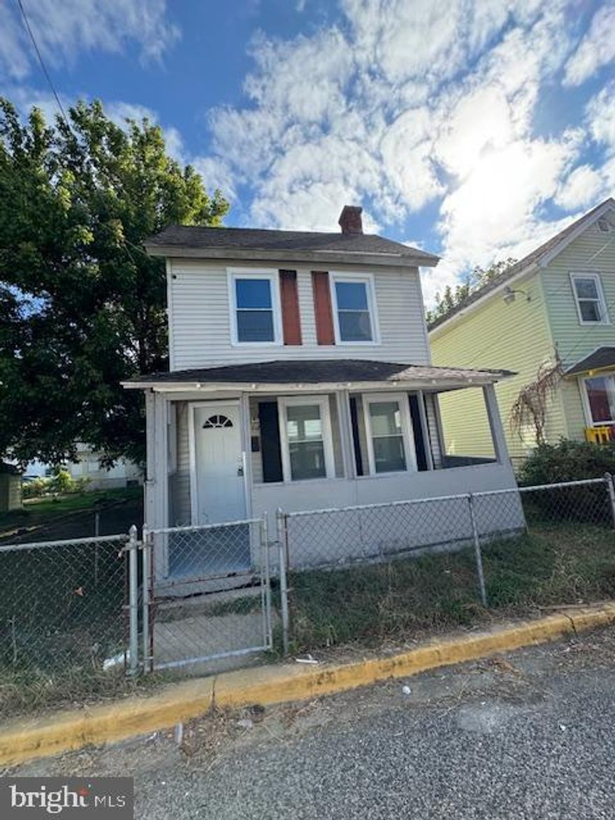 Rehabbed 3 bed 1 bath single family in the town of Elkton available now! Home is occupied by month to month tenants who are paying $1400 per month and all utilities.