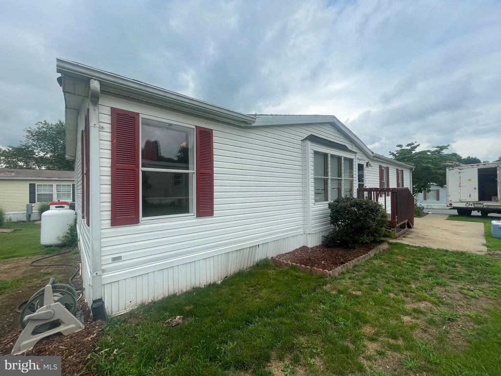Photo of 43 CHRISTY LN, LITITZ, PA 17543 (MLS # PALA2037864)