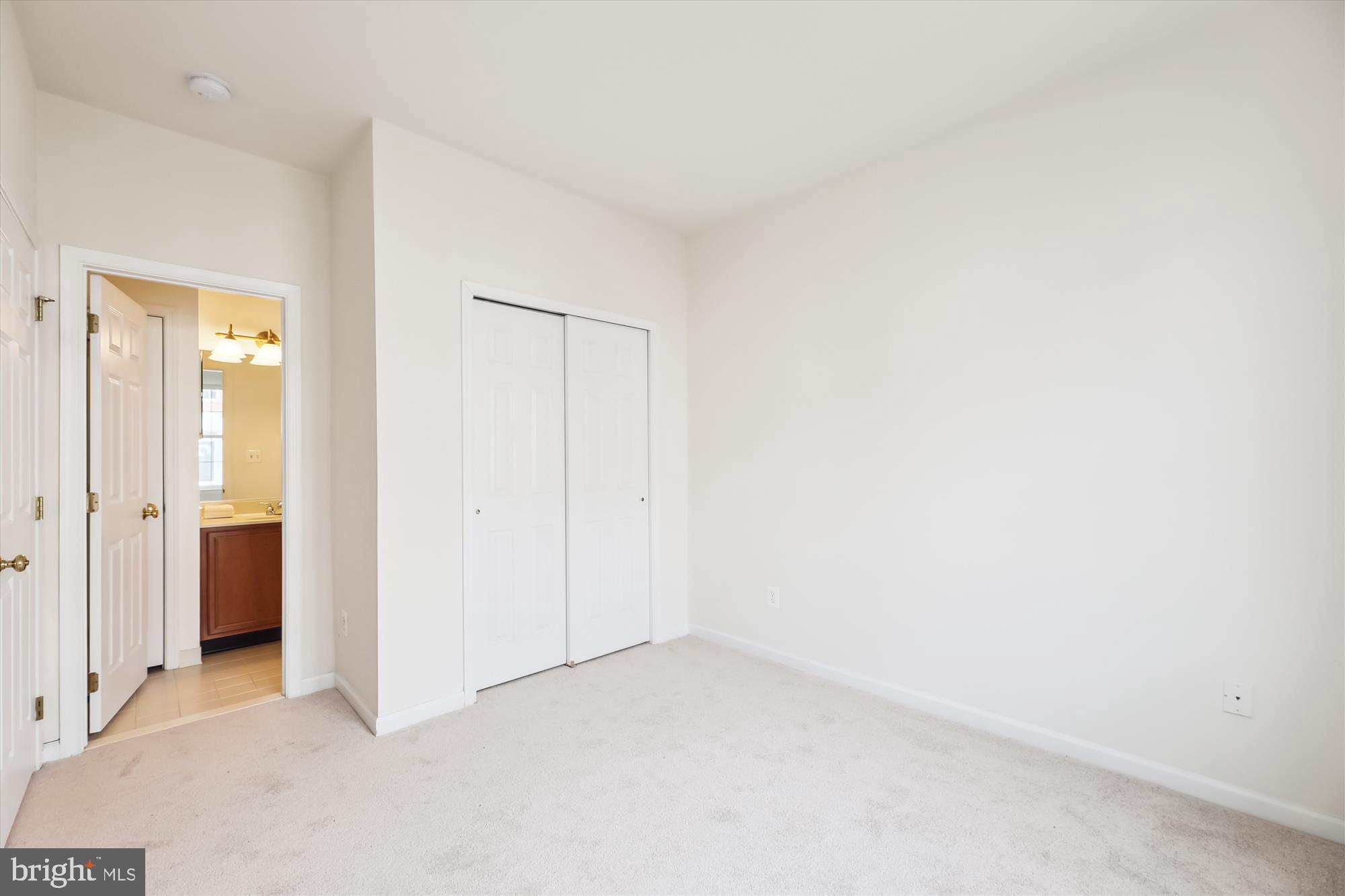 AMBERLEA AT SOUTH RIDING - Residential