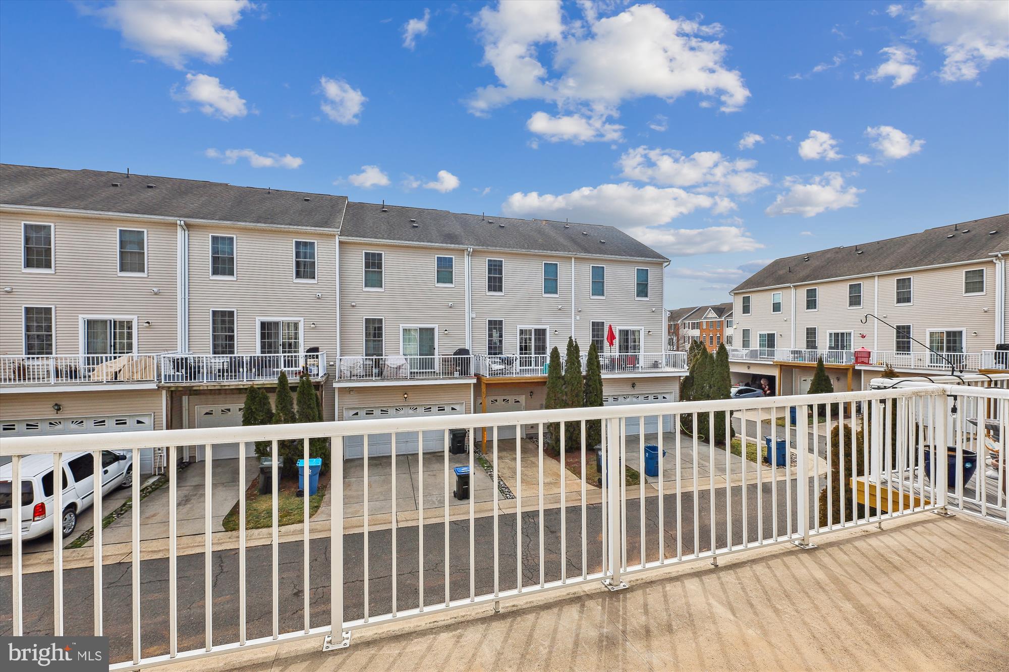 AMBERLEA AT SOUTH RIDING - Residential