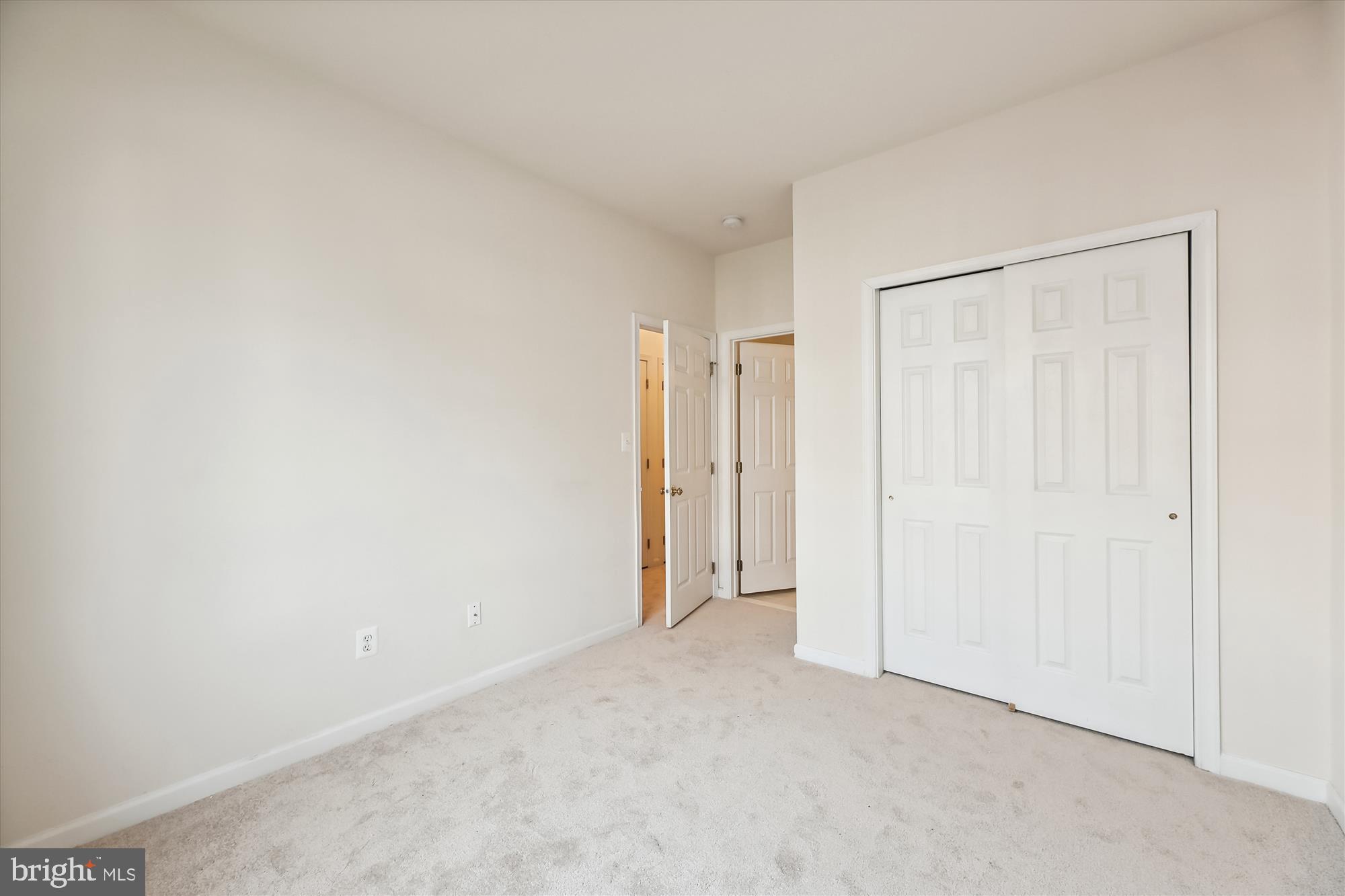 AMBERLEA AT SOUTH RIDING - Residential