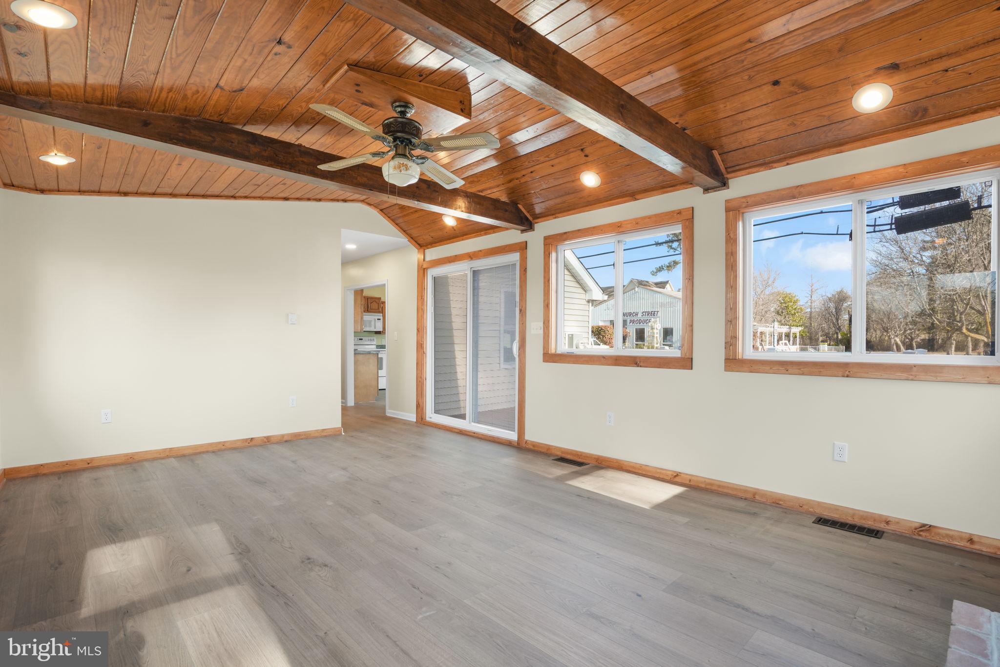 CHINCOTEAGUE - Residential