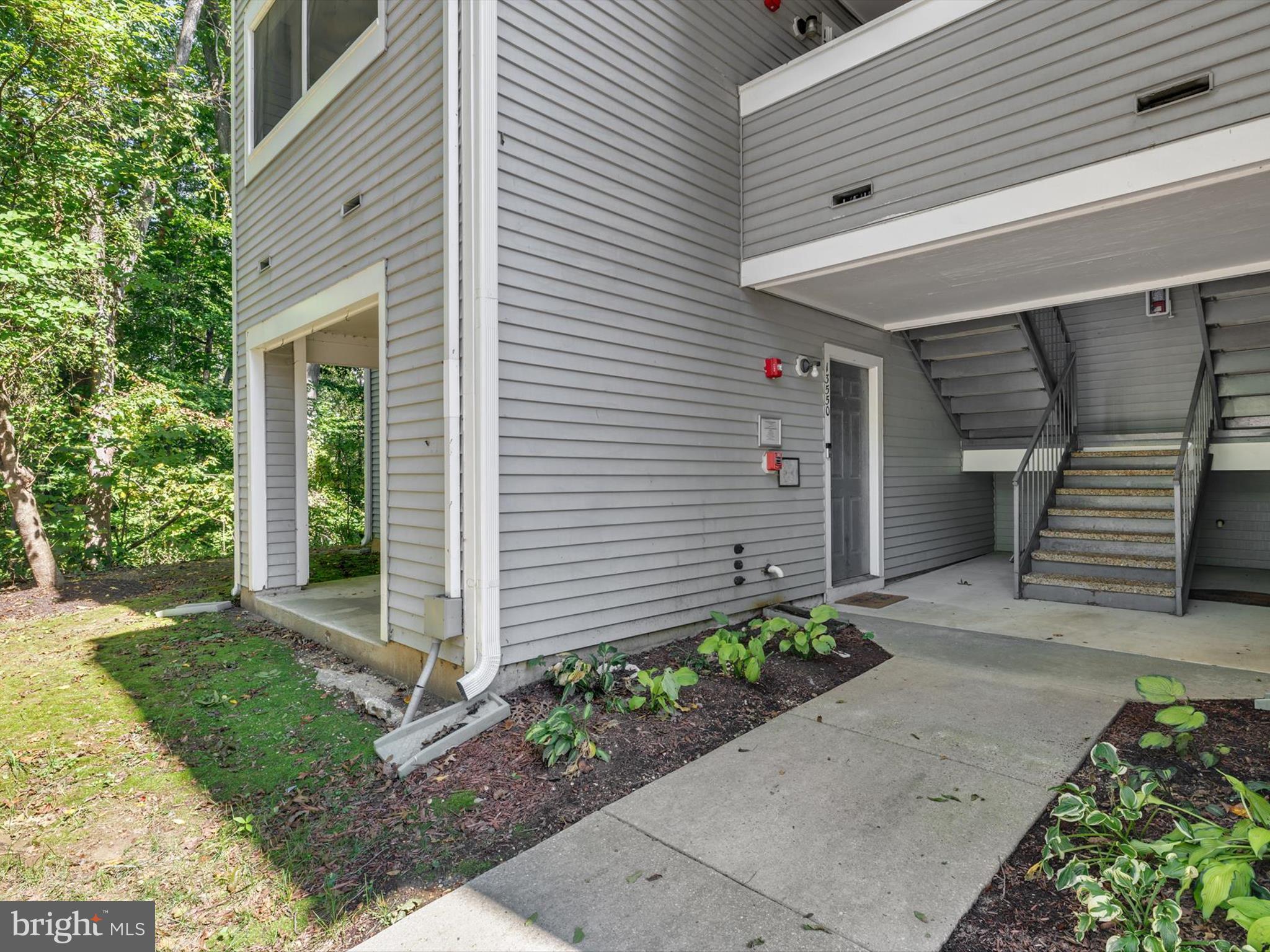 13550 LORD STERLING PLACE 9-2