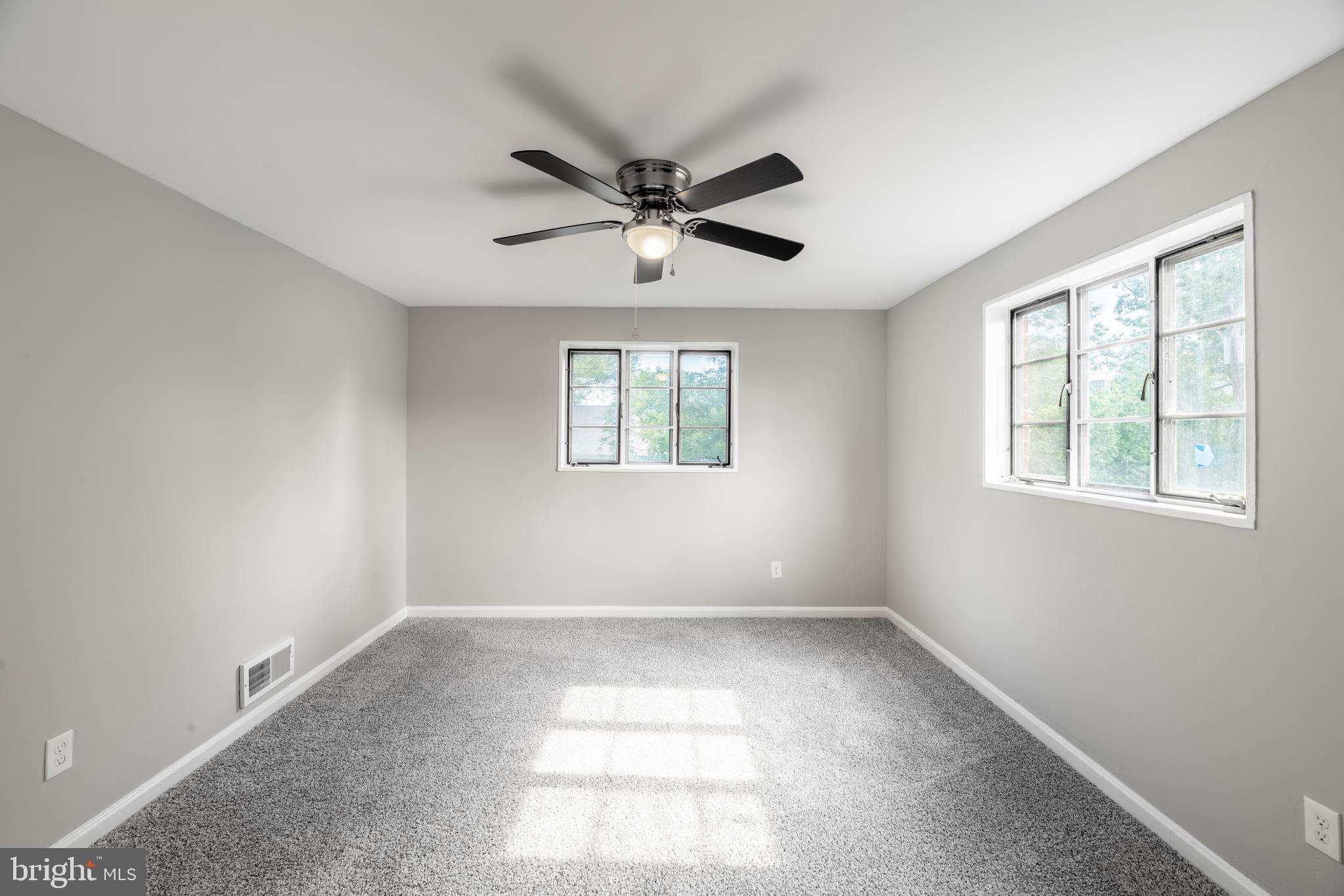 ADDISON HEIGHTS - Residential Lease