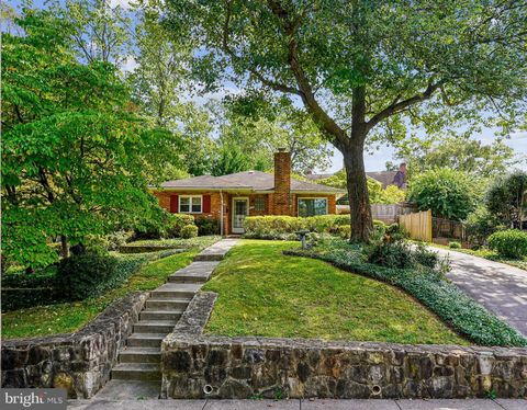 Homes For Sale - 4528 Dittmar Road<br/> ARLINGTON, VA 22207