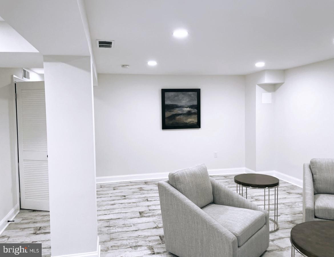 MASS AVE HILLS - Residential