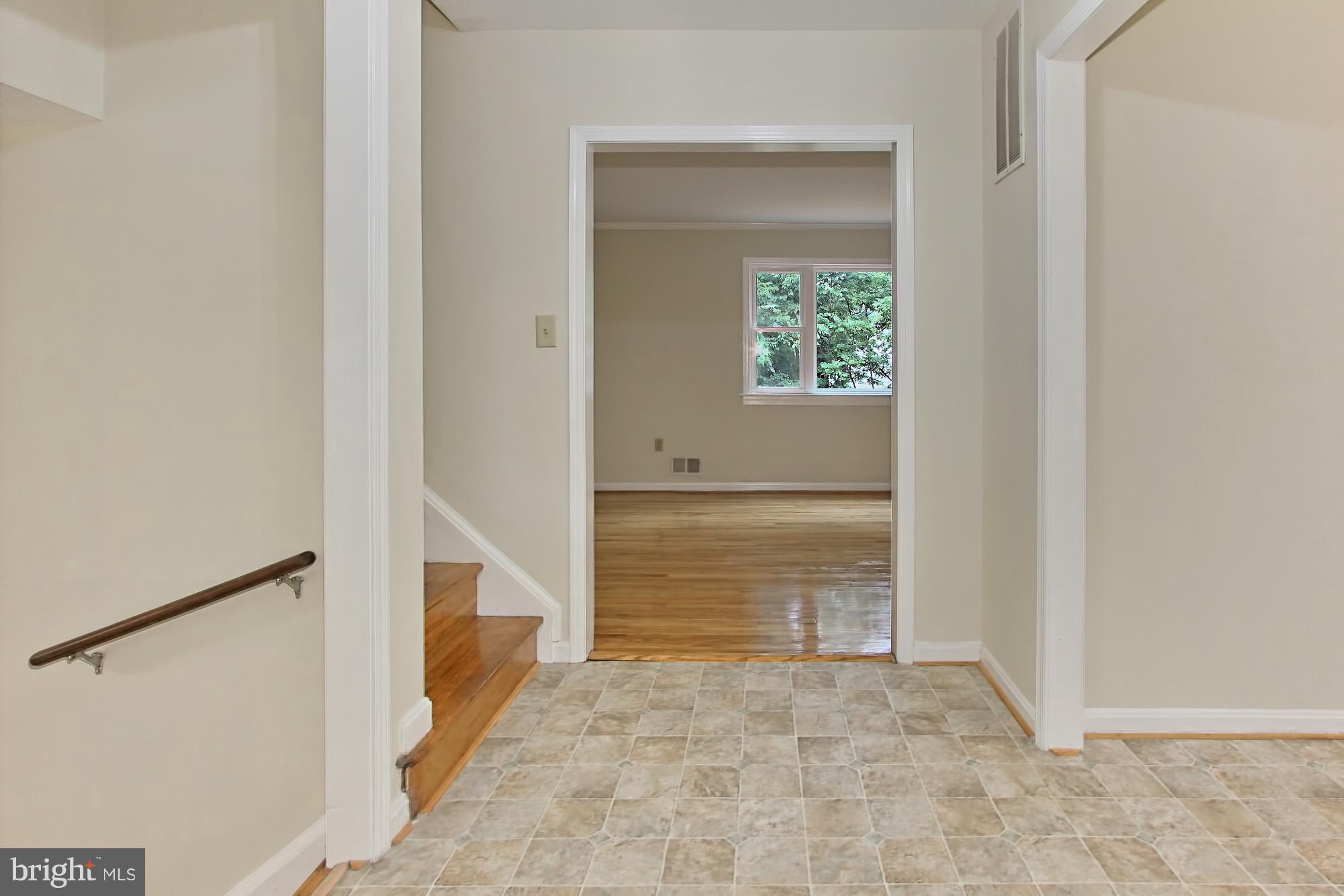 STONEYBROOKE - Residential