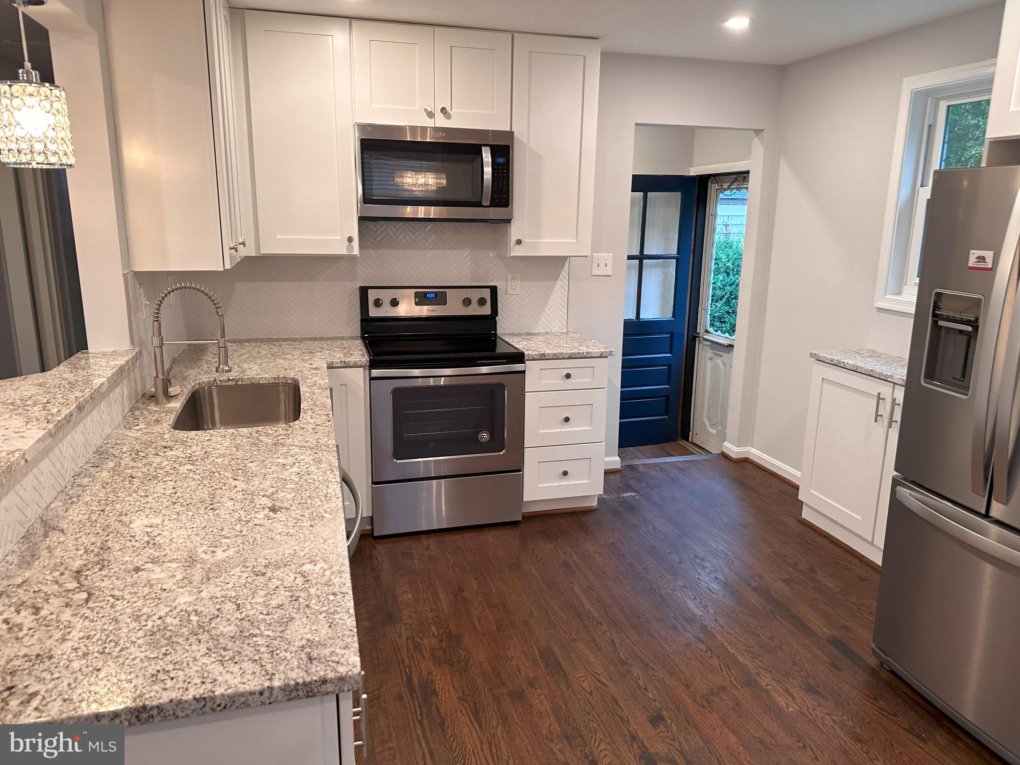 11908 ROCKING HORSE ROAD