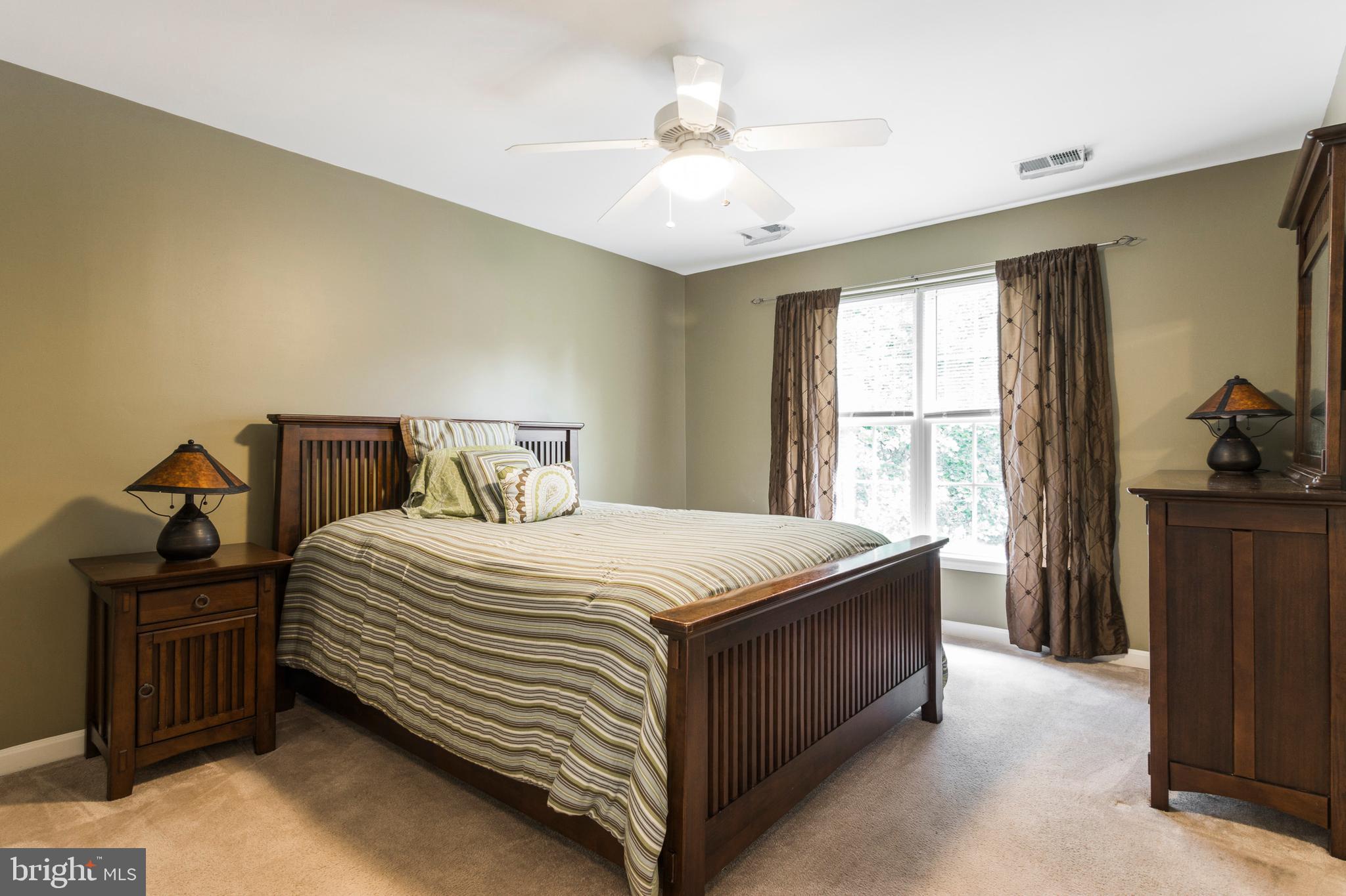 WILLOW CREEK - Residential