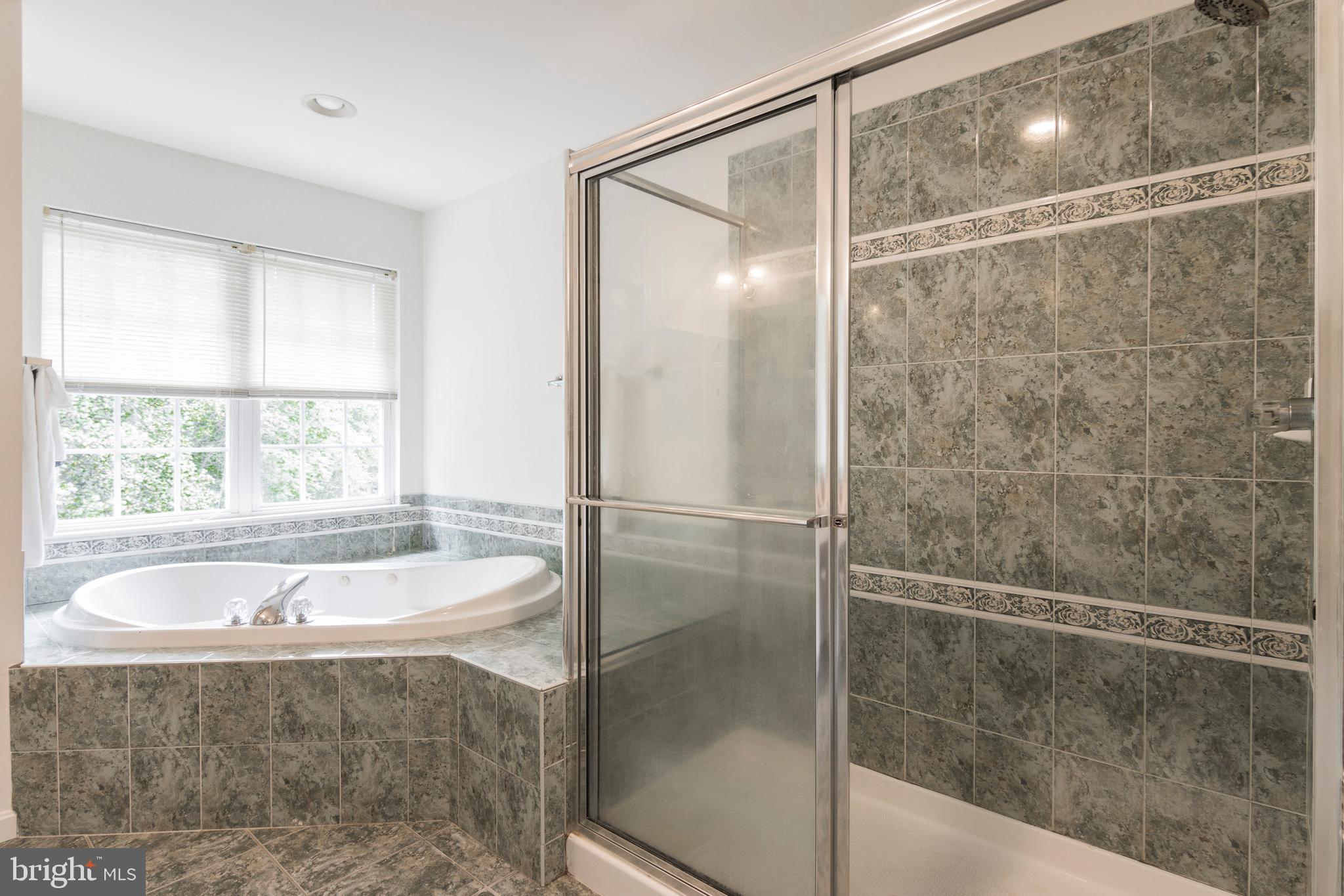 WILLOW CREEK - Residential