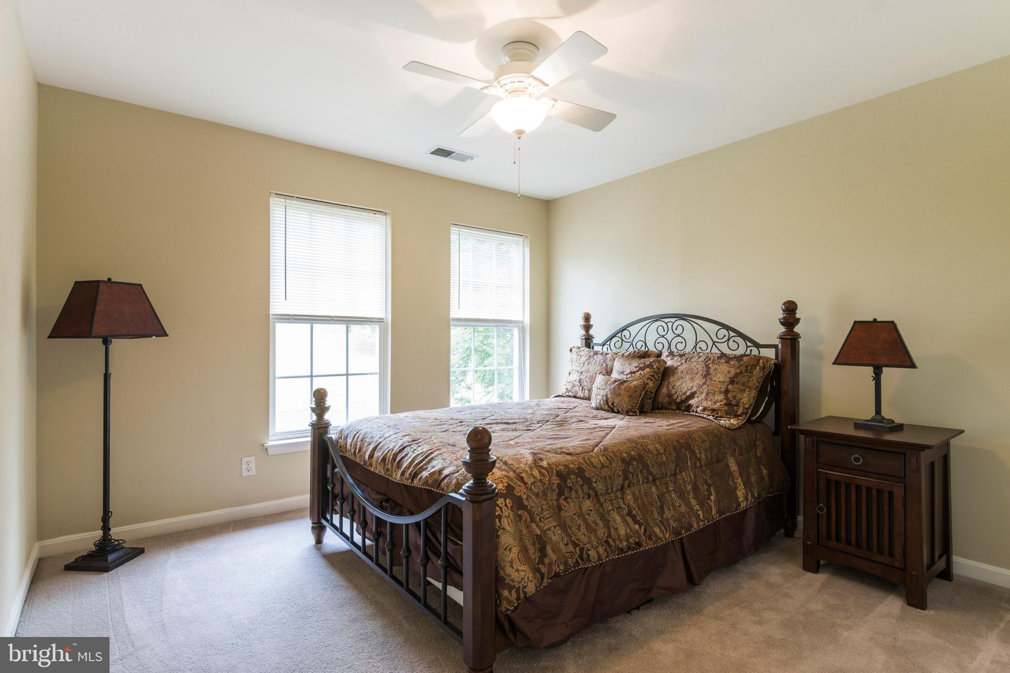 WILLOW CREEK - Residential