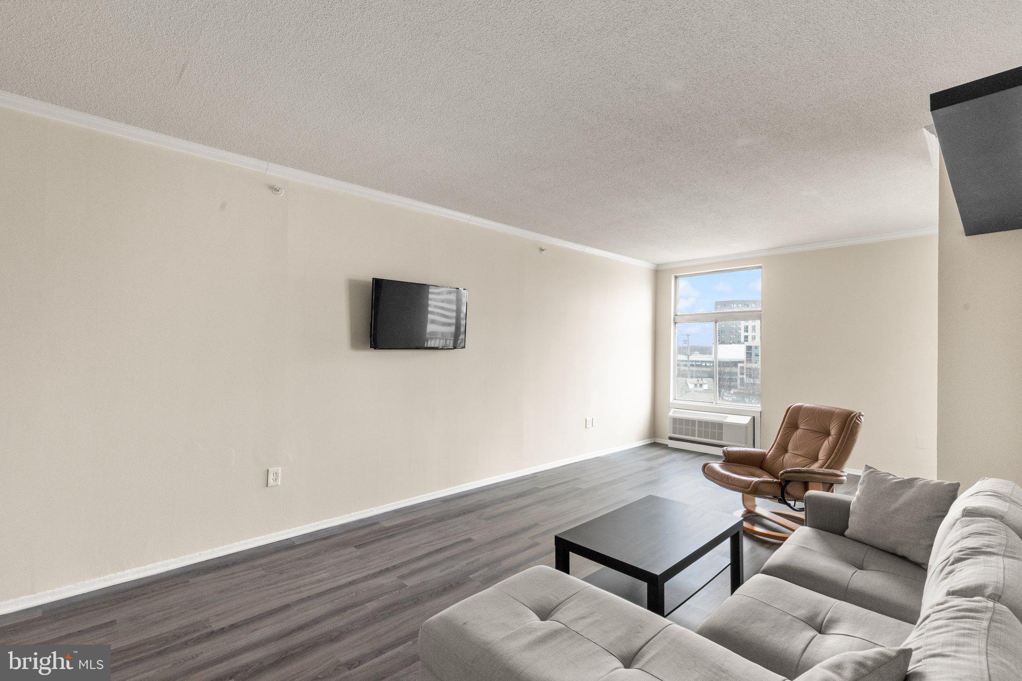 PENTHOUSE CONDOMINIUMS - Residential