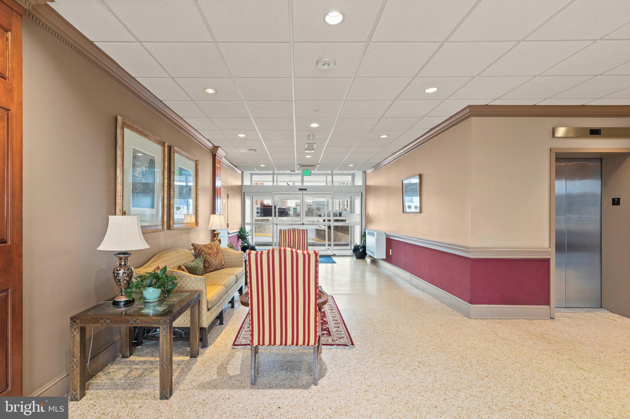 28 ALLEGHENY AVENUE 812