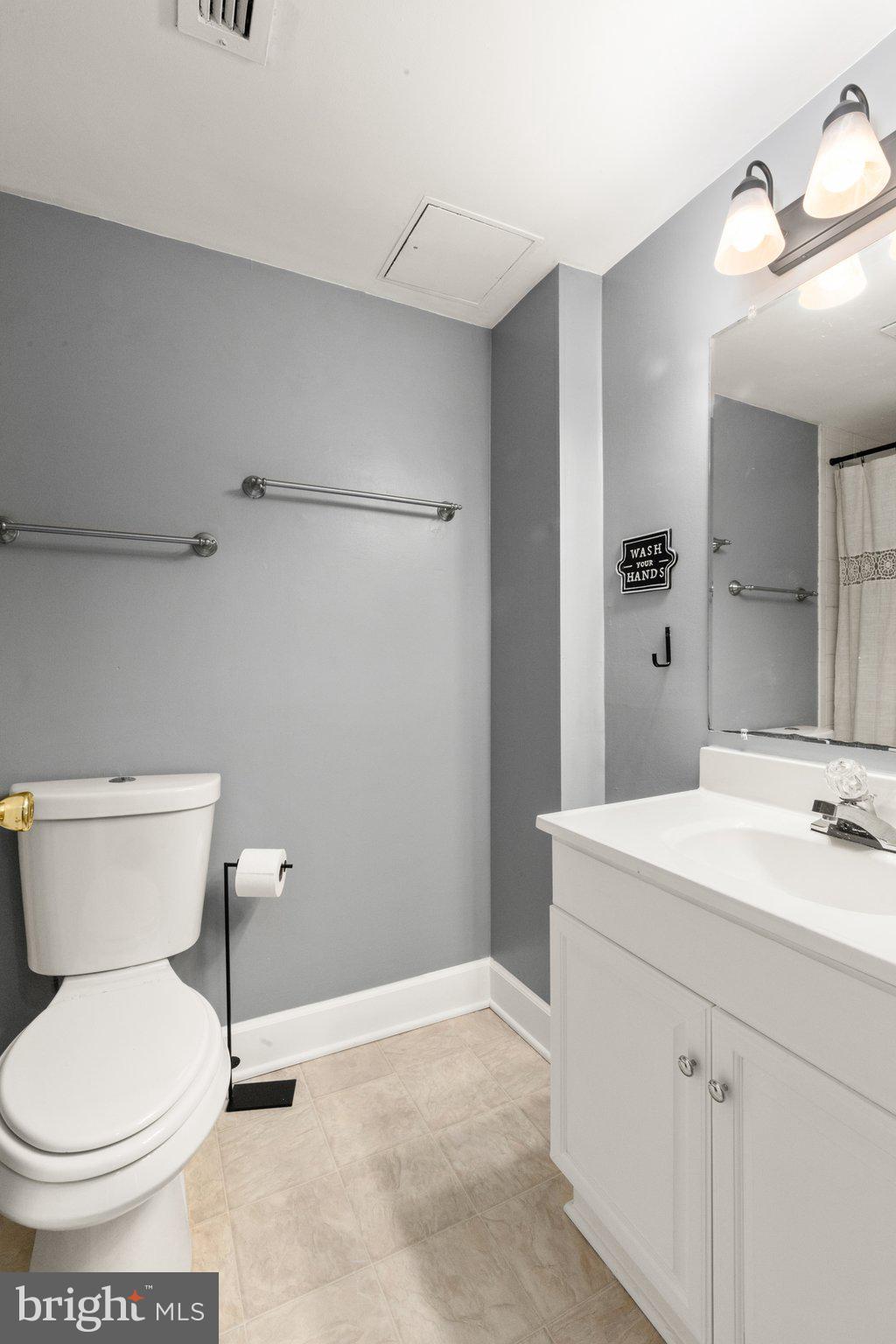 PENTHOUSE CONDOMINIUMS - Residential