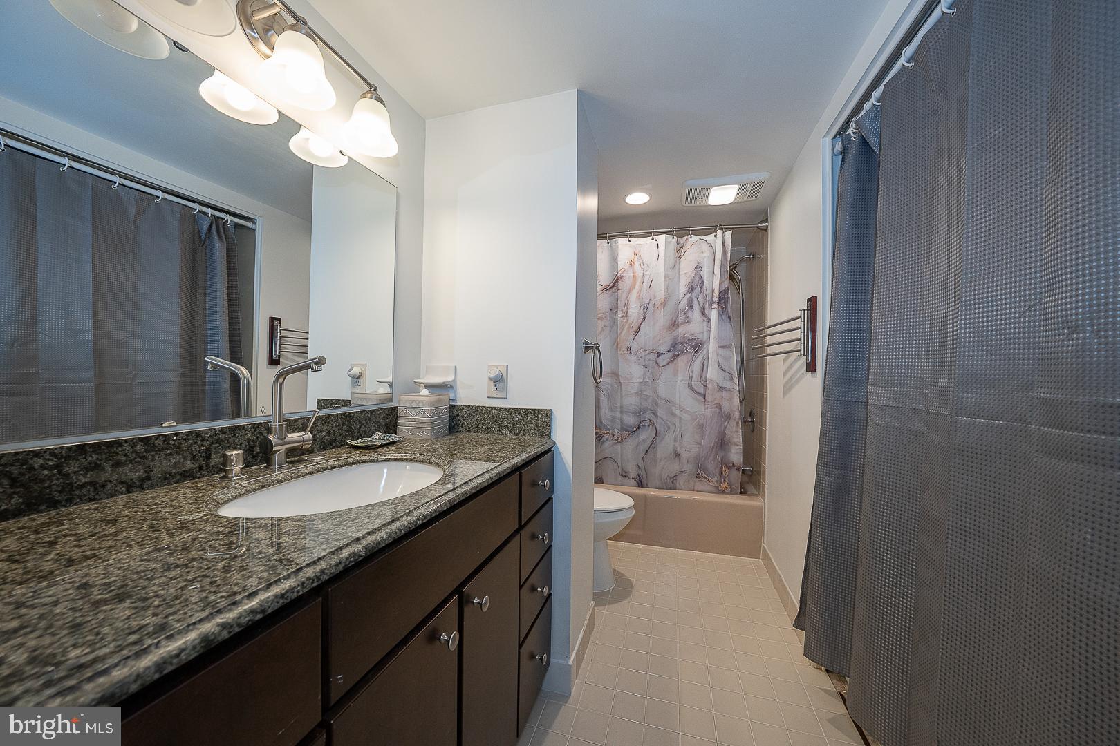 VALLEY FORGE TOWER - Residential