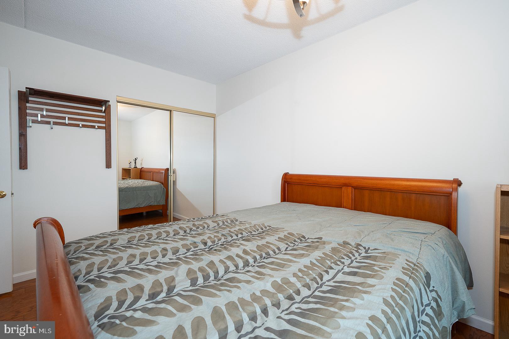 VALLEY FORGE TOWER - Residential