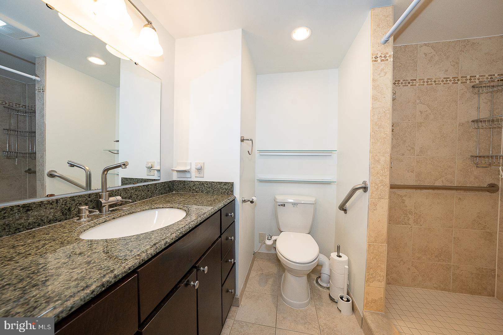 VALLEY FORGE TOWER - Residential