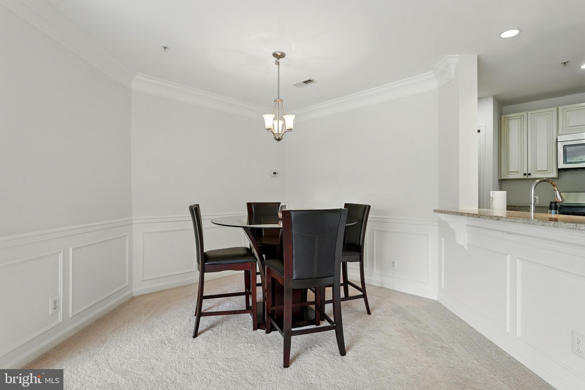 CEDAR LAKES - Residential