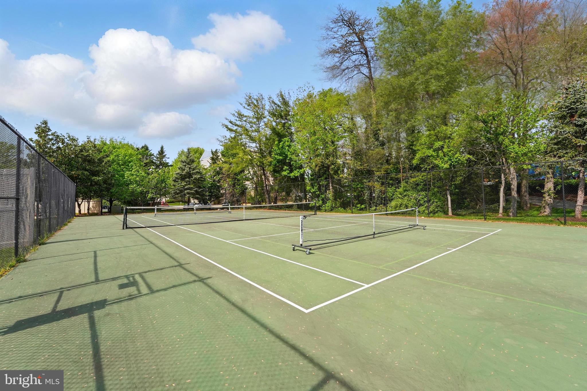 CEDAR LAKES - Residential