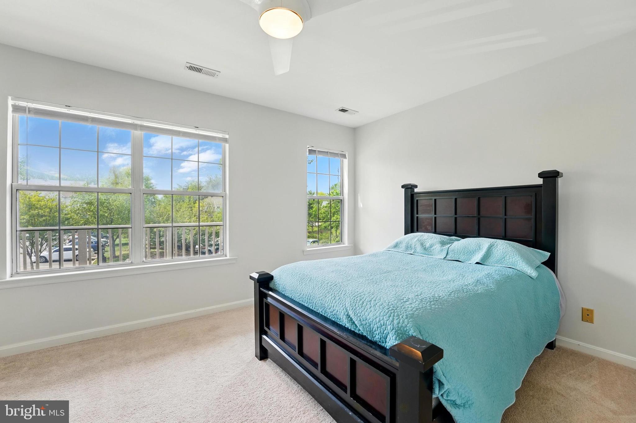 CEDAR LAKES - Residential