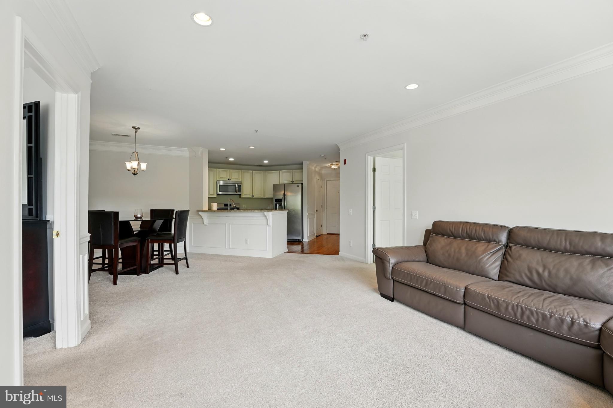 CEDAR LAKES - Residential