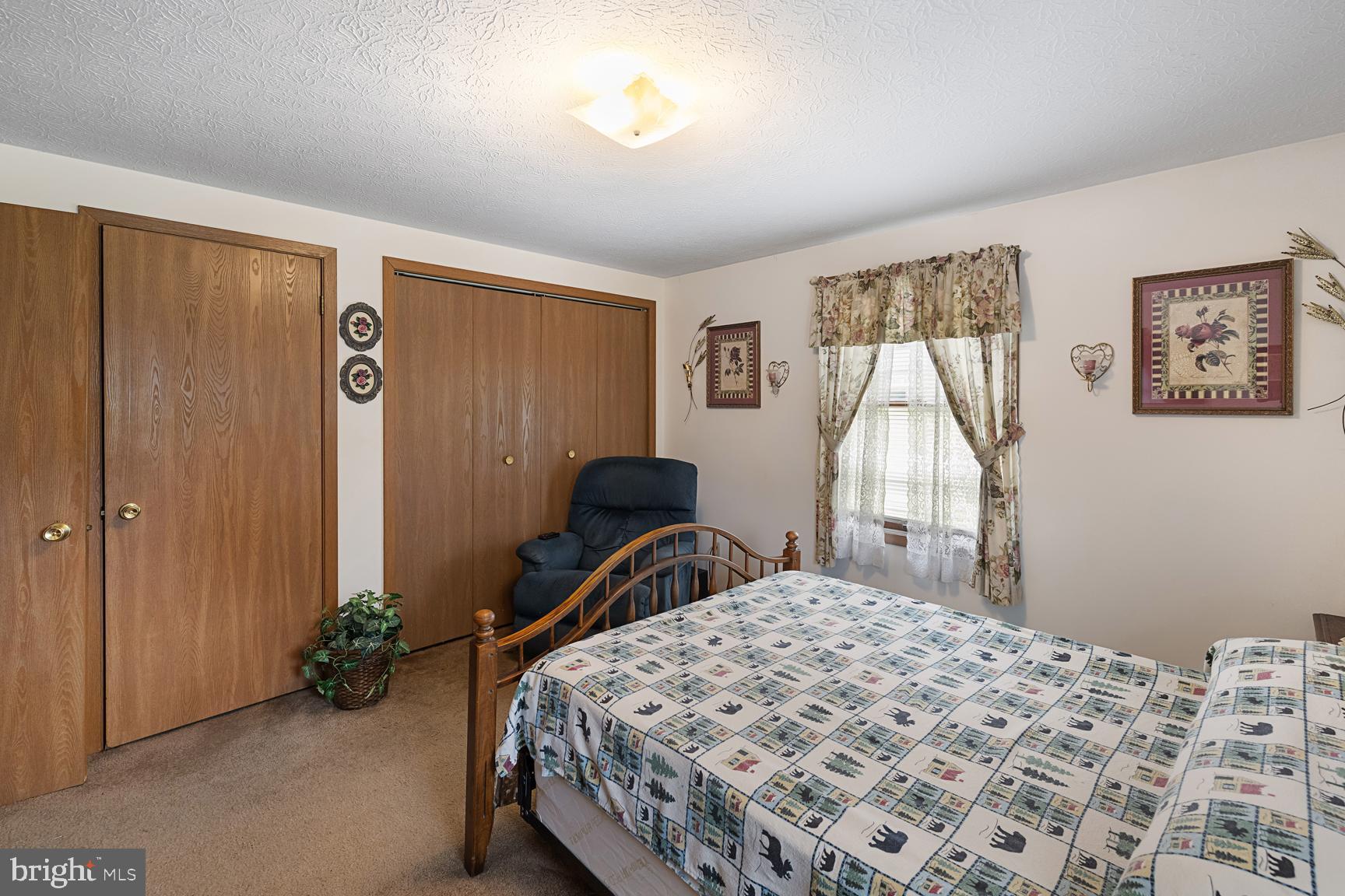 HOPE VALLEY - Residential
