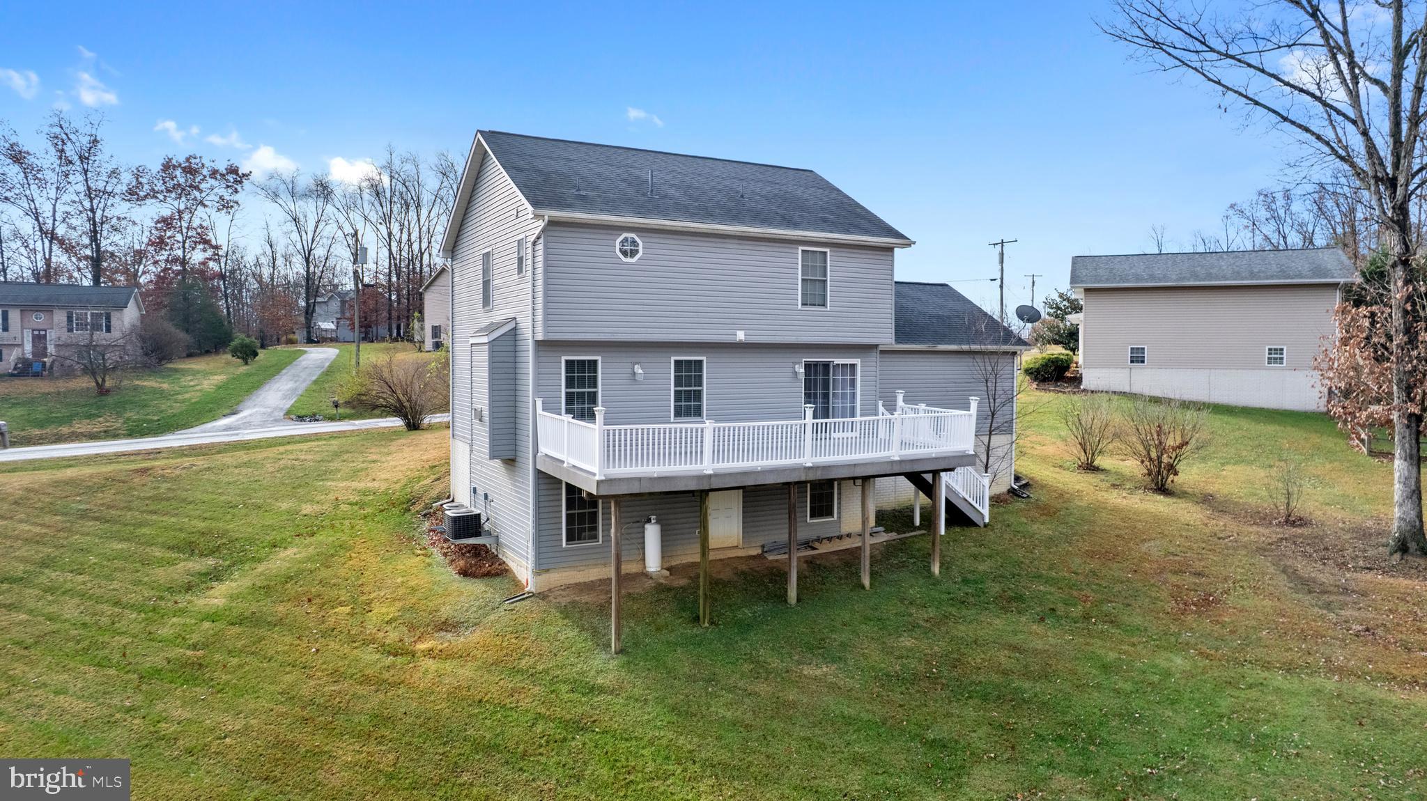 WOODBRIDGE - Residential