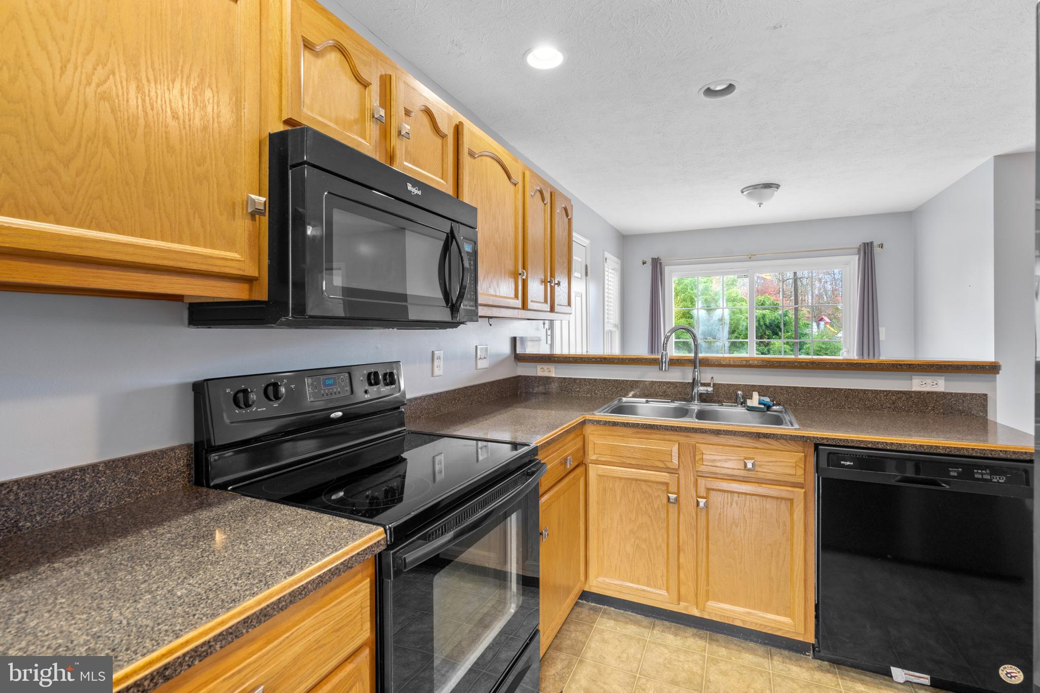 WOODBRIDGE - Residential