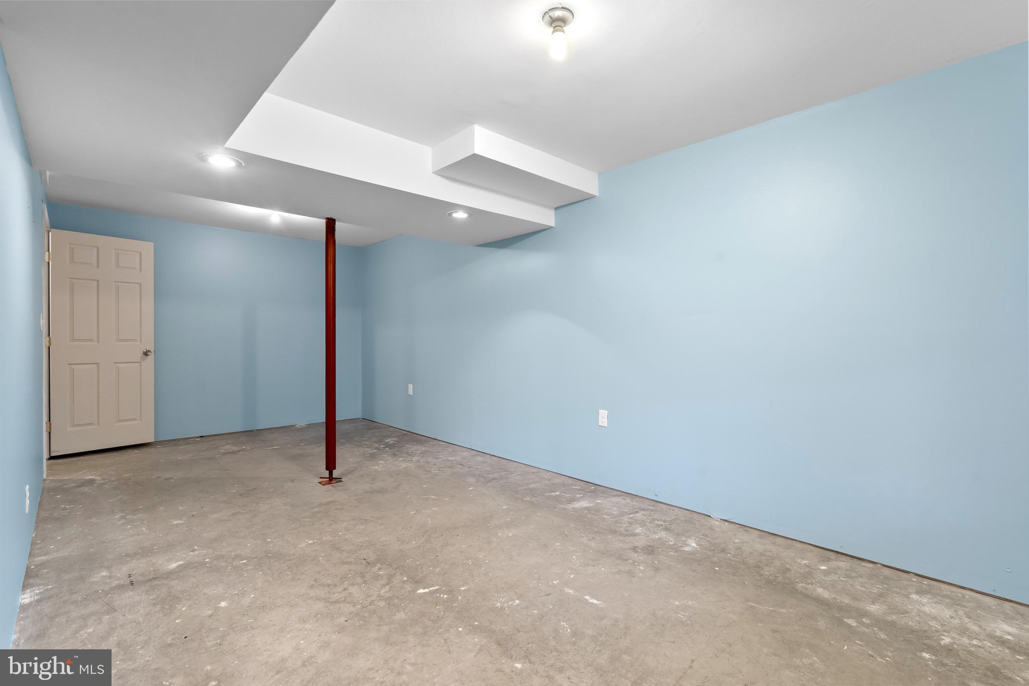 WOODBRIDGE - Residential